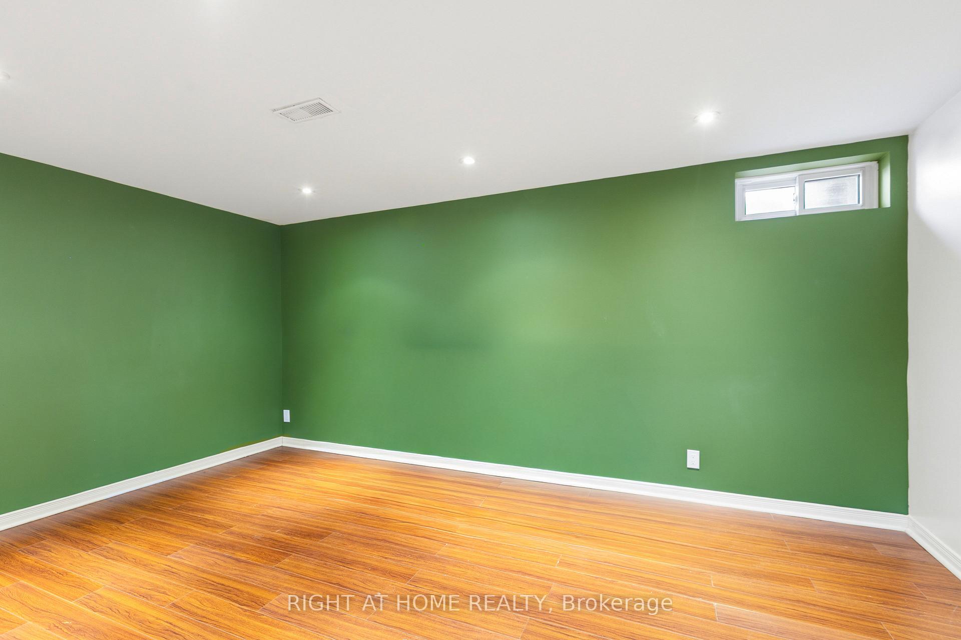 Photo 18 of 4338 Meadowvale Lane, Ottawa, Pineview — HOMEH