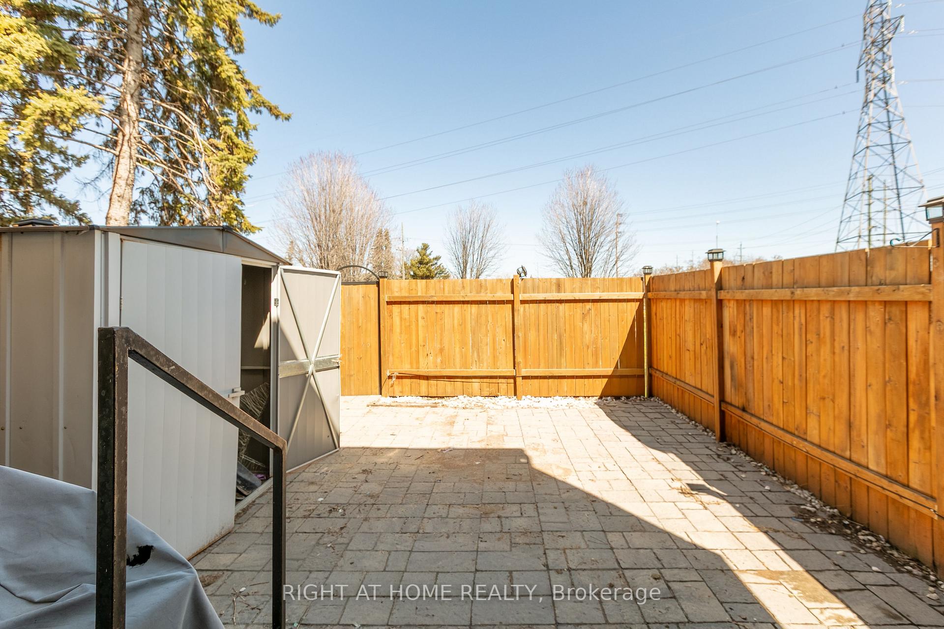 Photo 23 of 4338 Meadowvale Lane, Ottawa, Pineview — HOMEH
