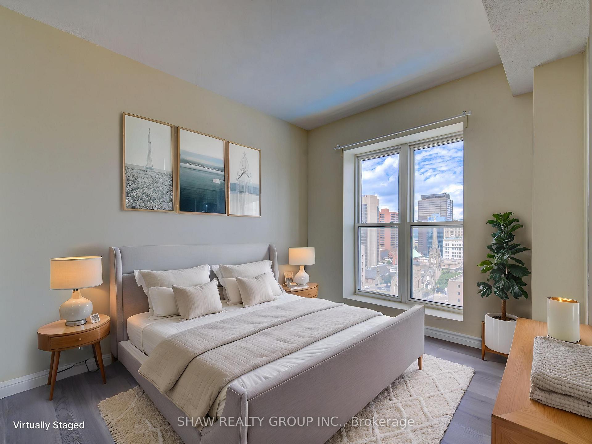Photo of Unit 1402, 135 James Street S
