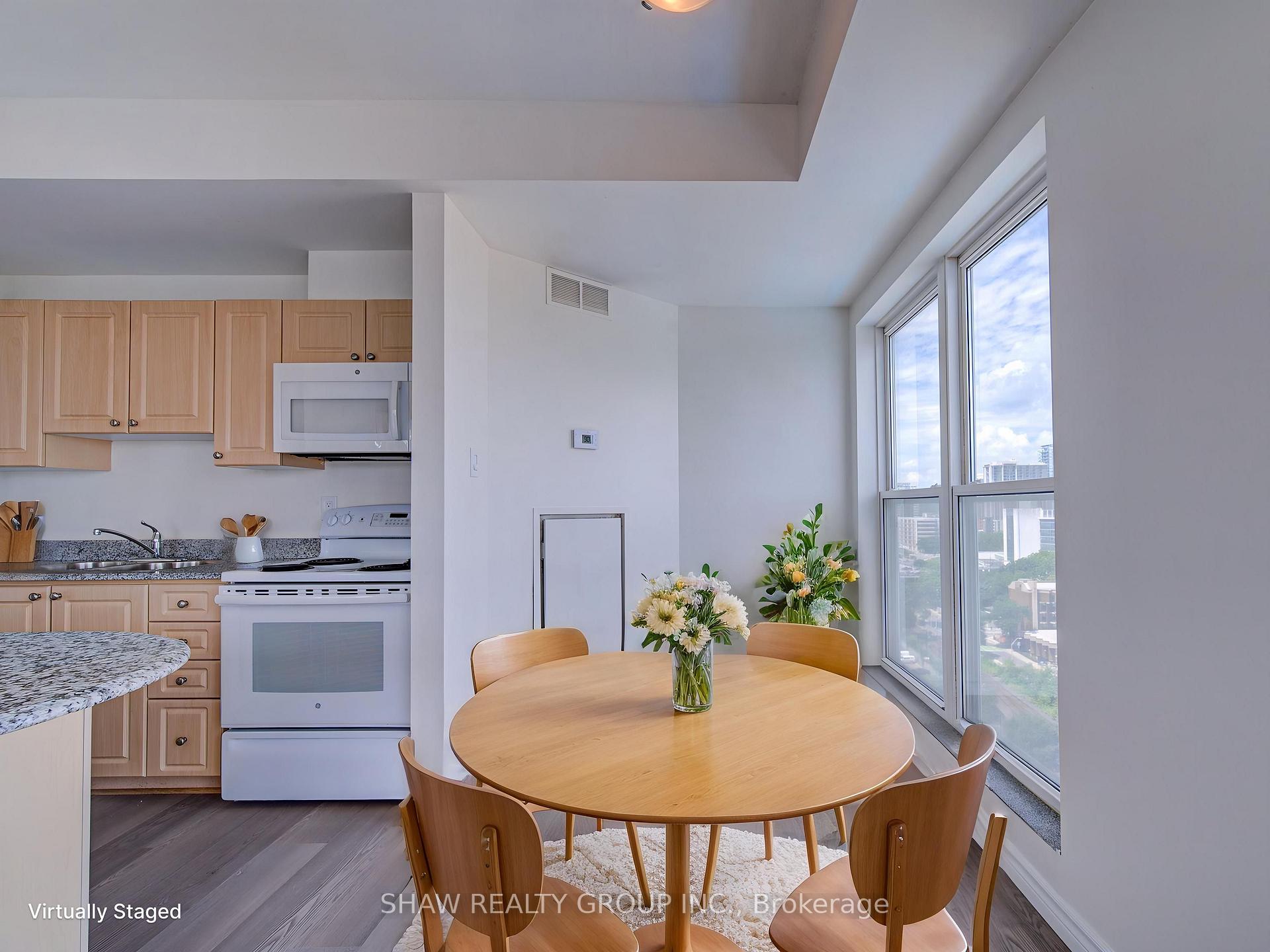 Photo 4 of Unit 1402, 135 James Street S, Hamilton, Corktown — HOMEH
