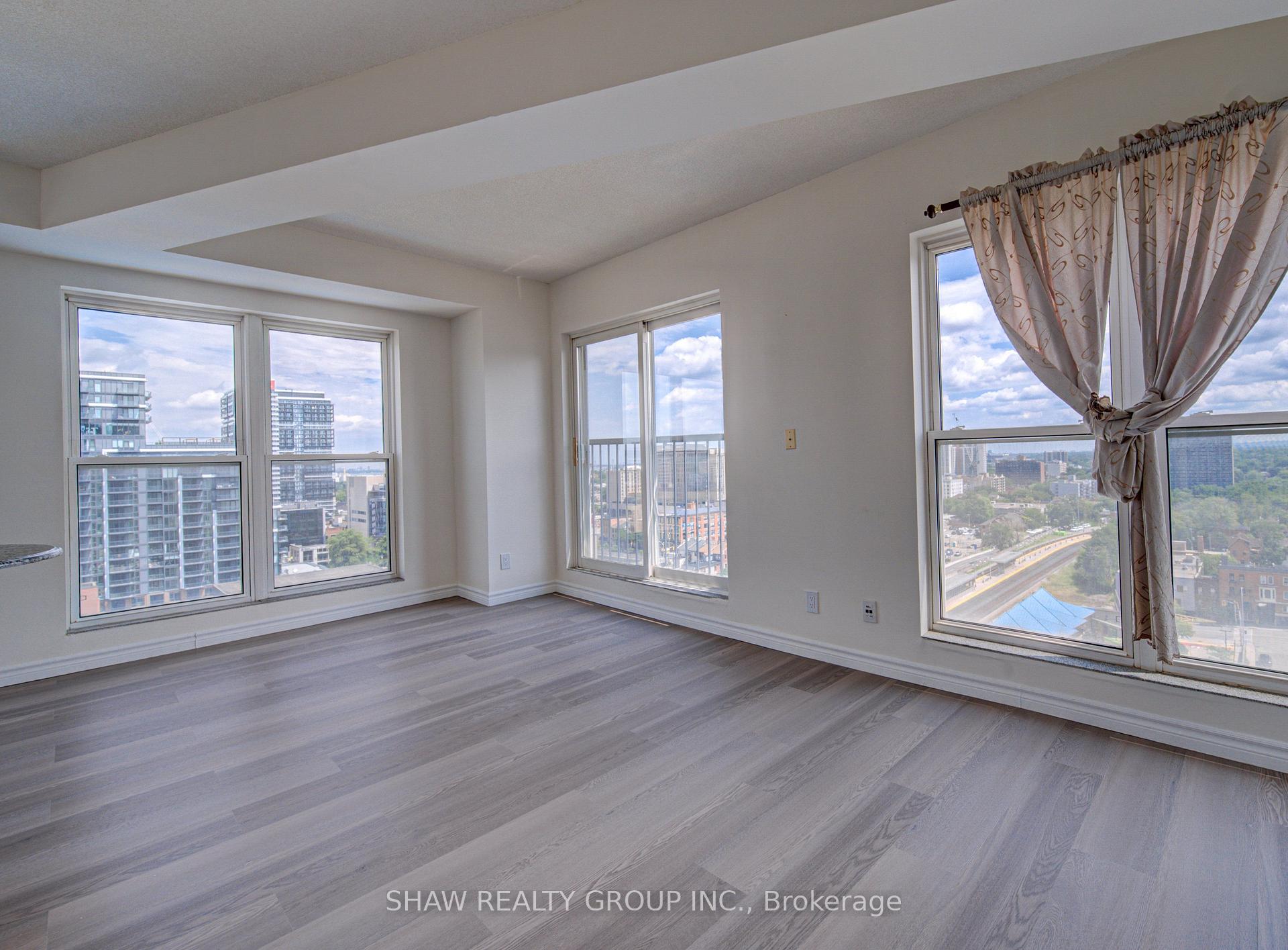 Photo 16 of Unit 1402, 135 James Street S, Hamilton, Corktown — HOMEH