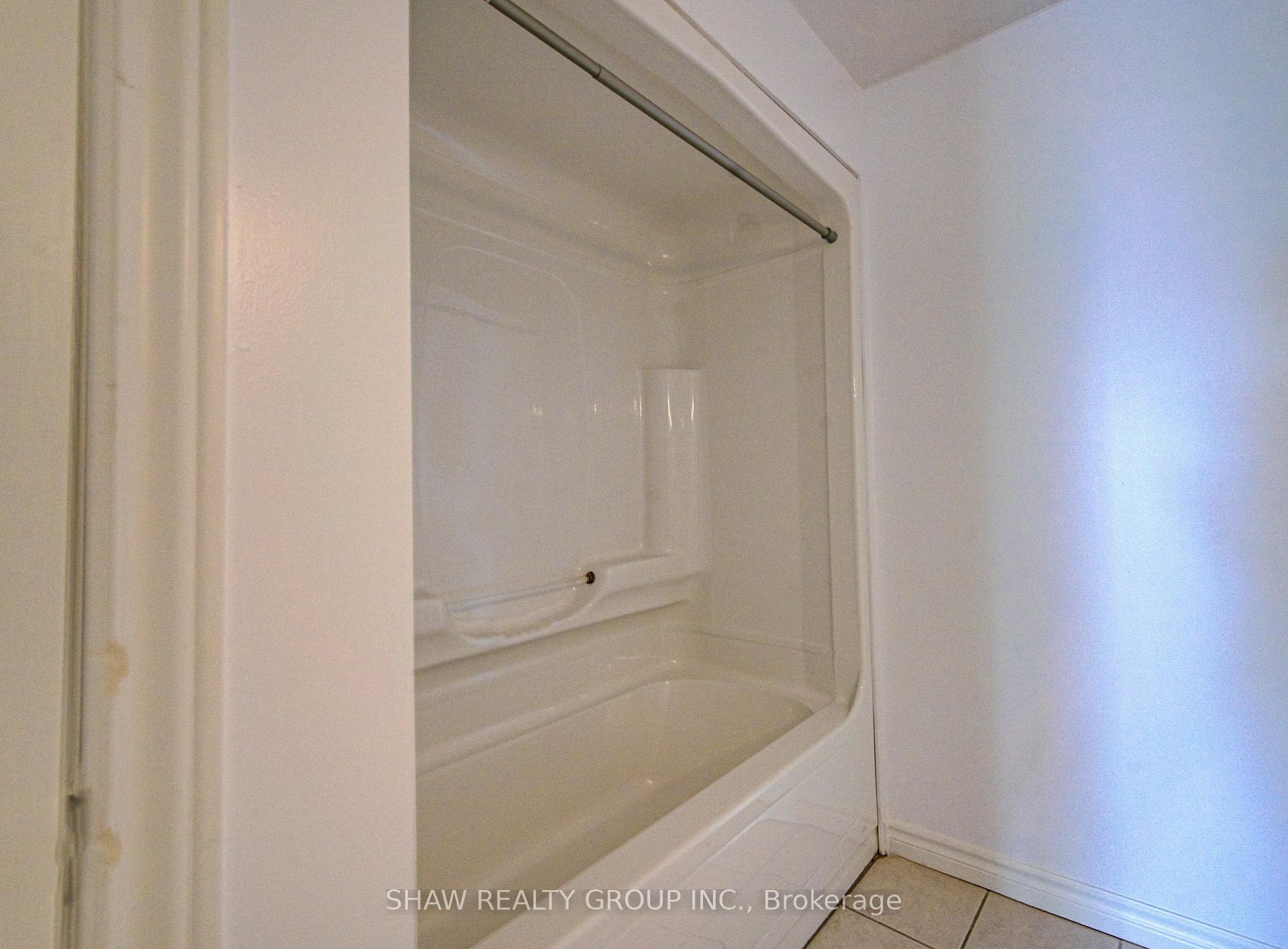 Photo 20 of Unit 1402, 135 James Street S, Hamilton, Corktown — HOMEH
