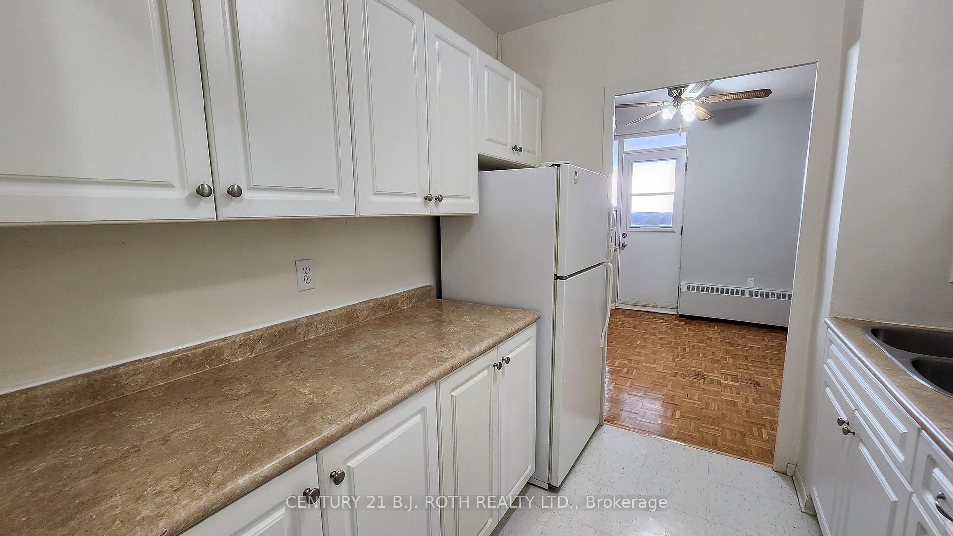 Photo 11 of Unit 808, 37 Peel Street, Barrie, Codrington — HOMEH