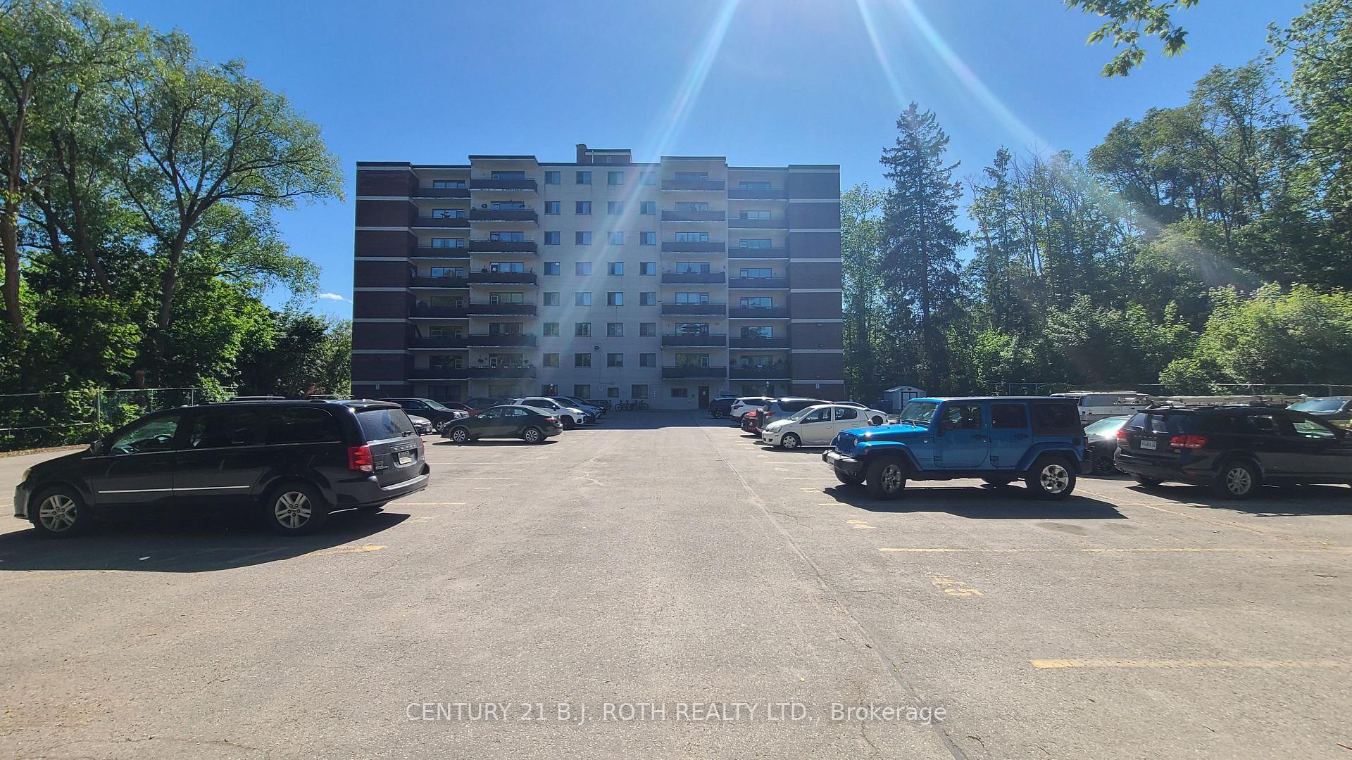 Photo 27 of Unit 808, 37 Peel Street, Barrie, Codrington — HOMEH
