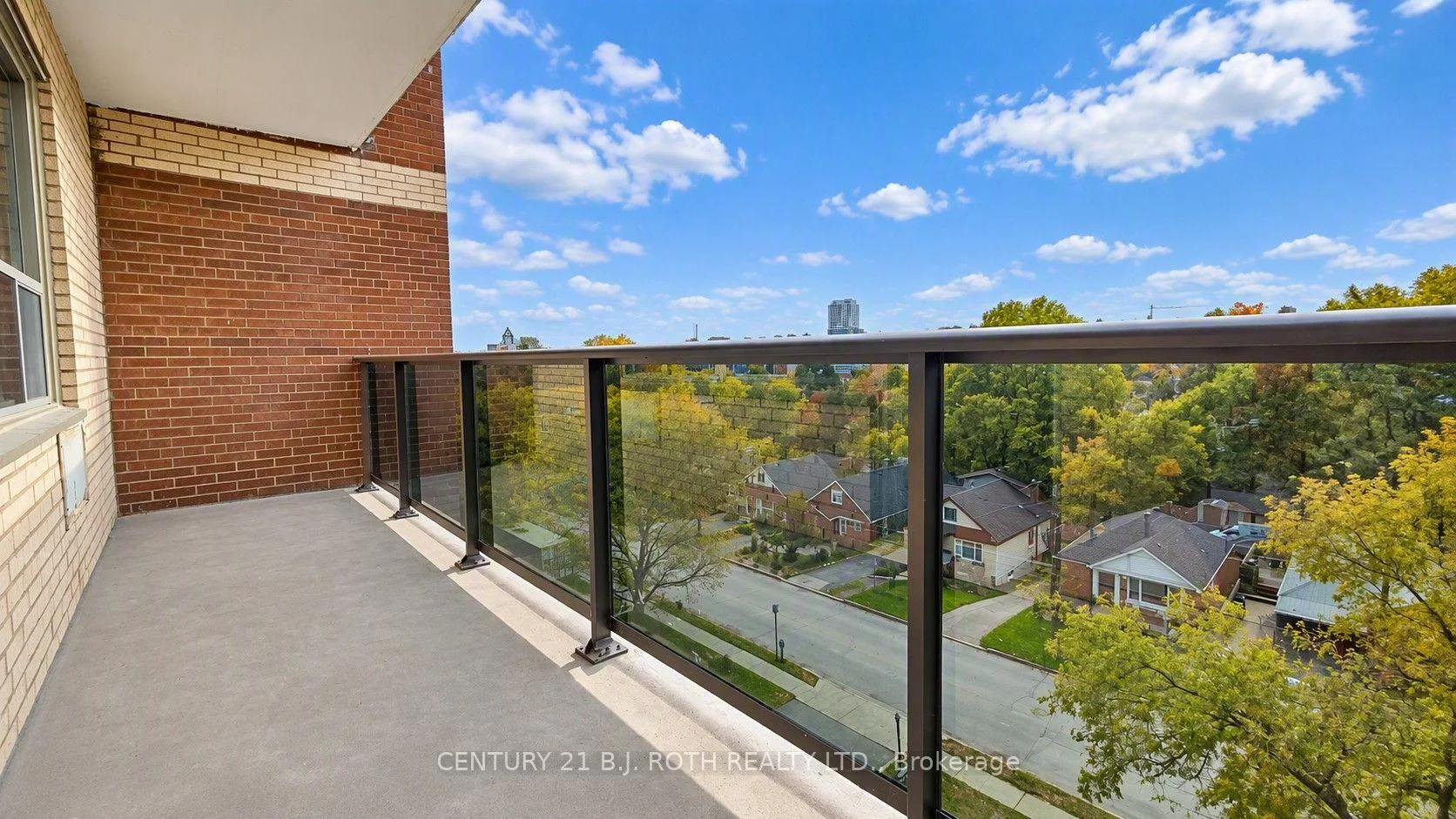 Photo 16 of Unit 808, 37 Peel Street, Barrie, Codrington — HOMEH
