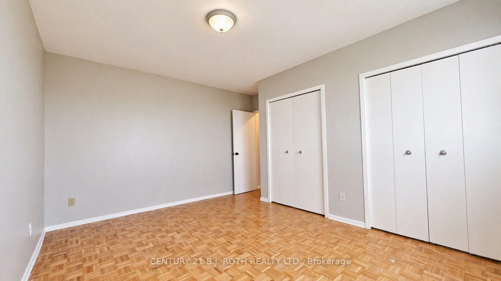 Photo 32 of Unit 808, 37 Peel Street, Barrie, Codrington — HOMEH