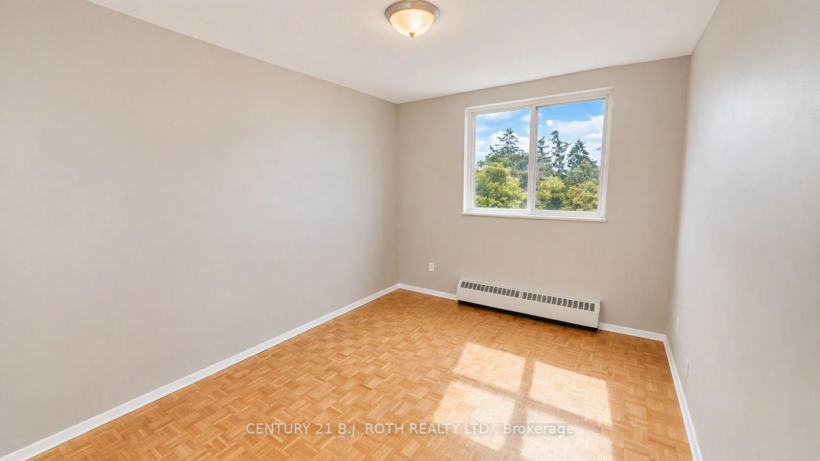 Photo 36 of Unit 808, 37 Peel Street, Barrie, Codrington — HOMEH