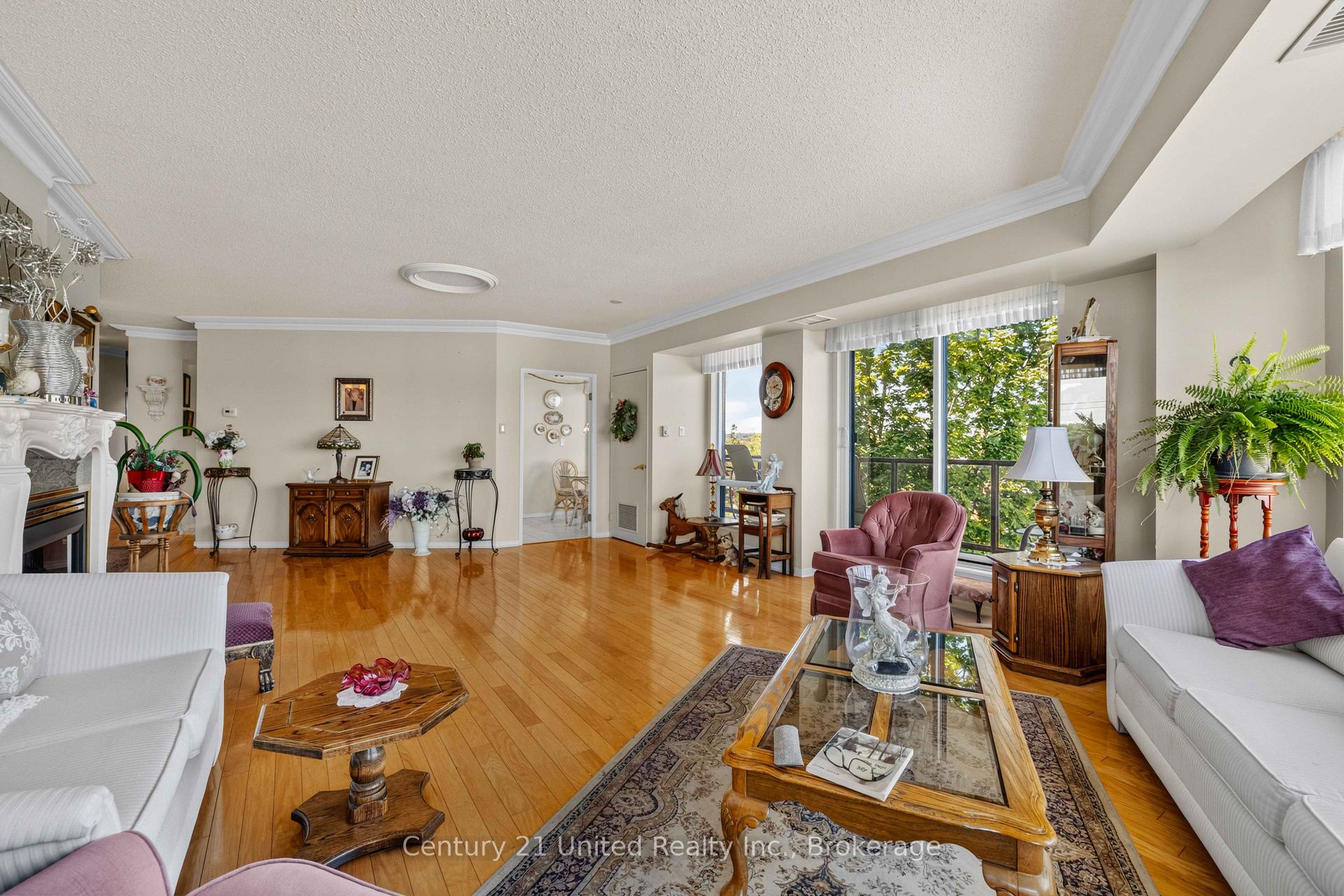 Photo 7 of Unit 304, 2 George Street N, Peterborough, Town Ward 3 — HOMEH
