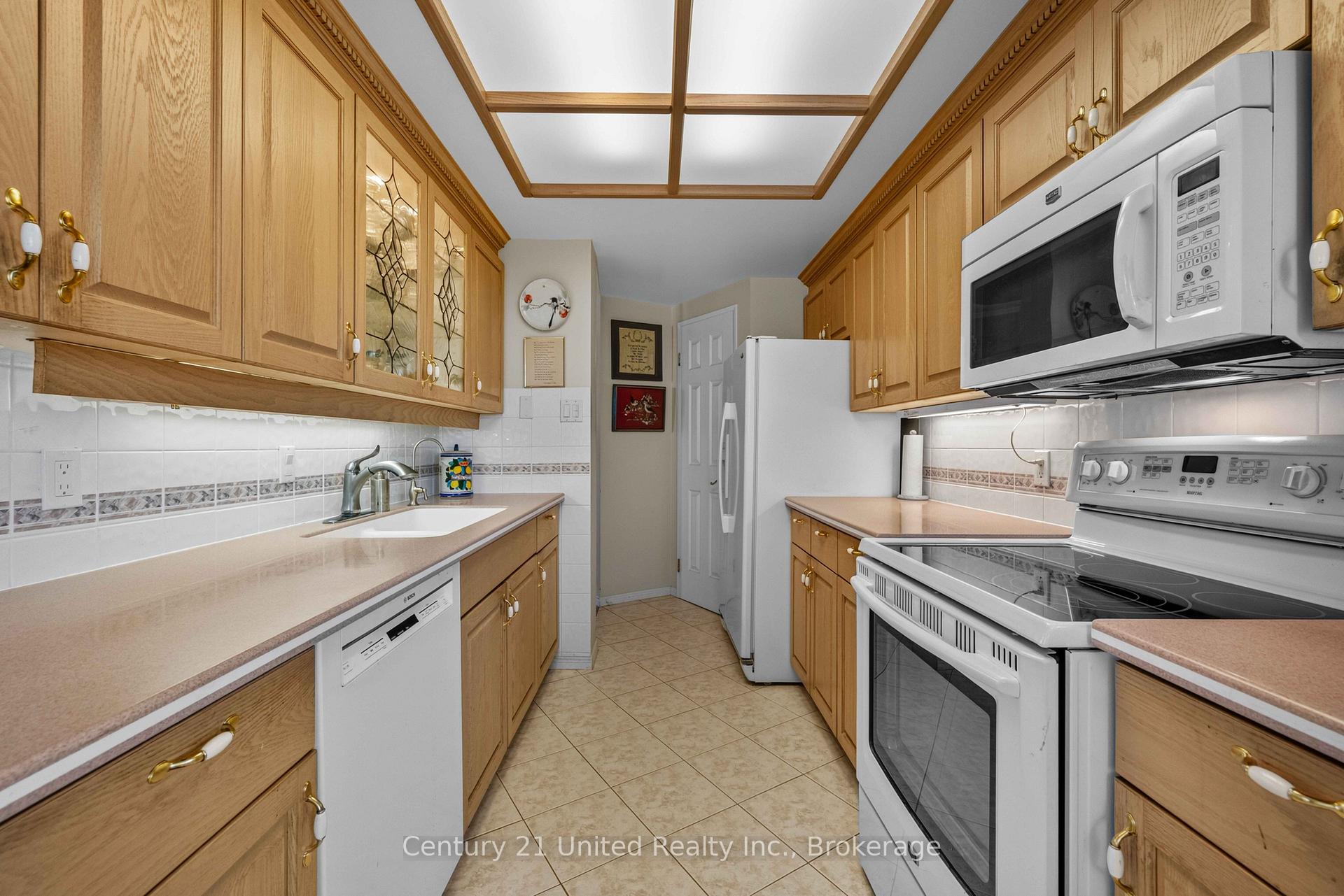 Photo 14 of Unit 304, 2 George Street N, Peterborough, Town Ward 3 — HOMEH