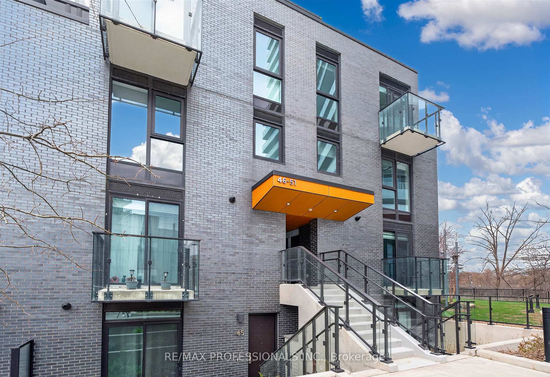 Front of Unit TH48, 10 Brin Drive