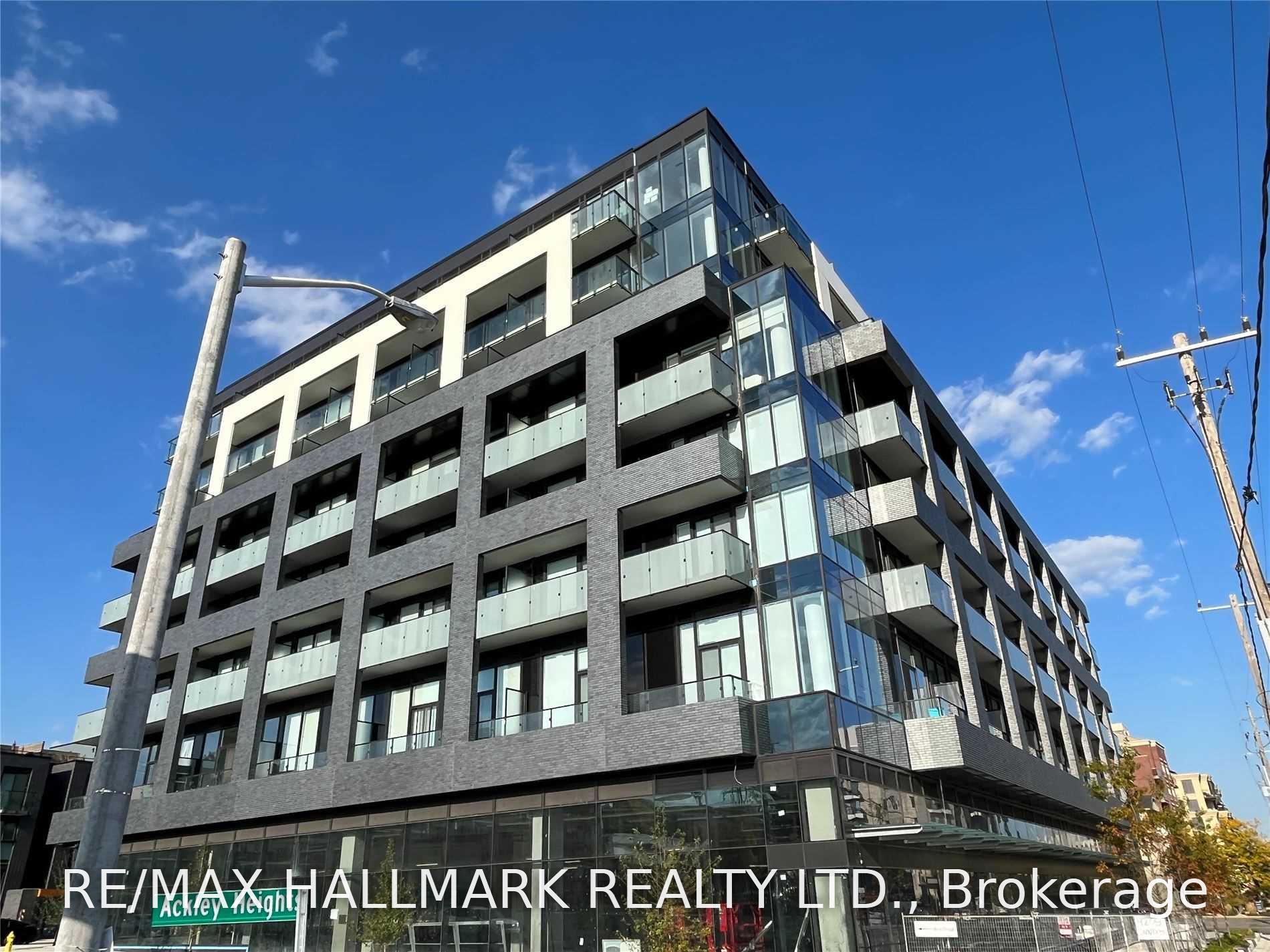 Front of Unit 703, 4208 Dundas Street W