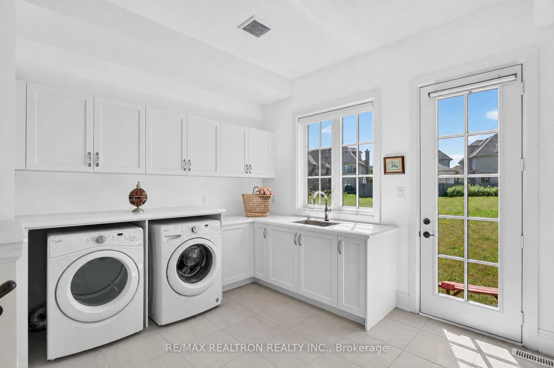 Photo 76 of 58 Wigston Place, Vaughan, Uplands — HOMEH