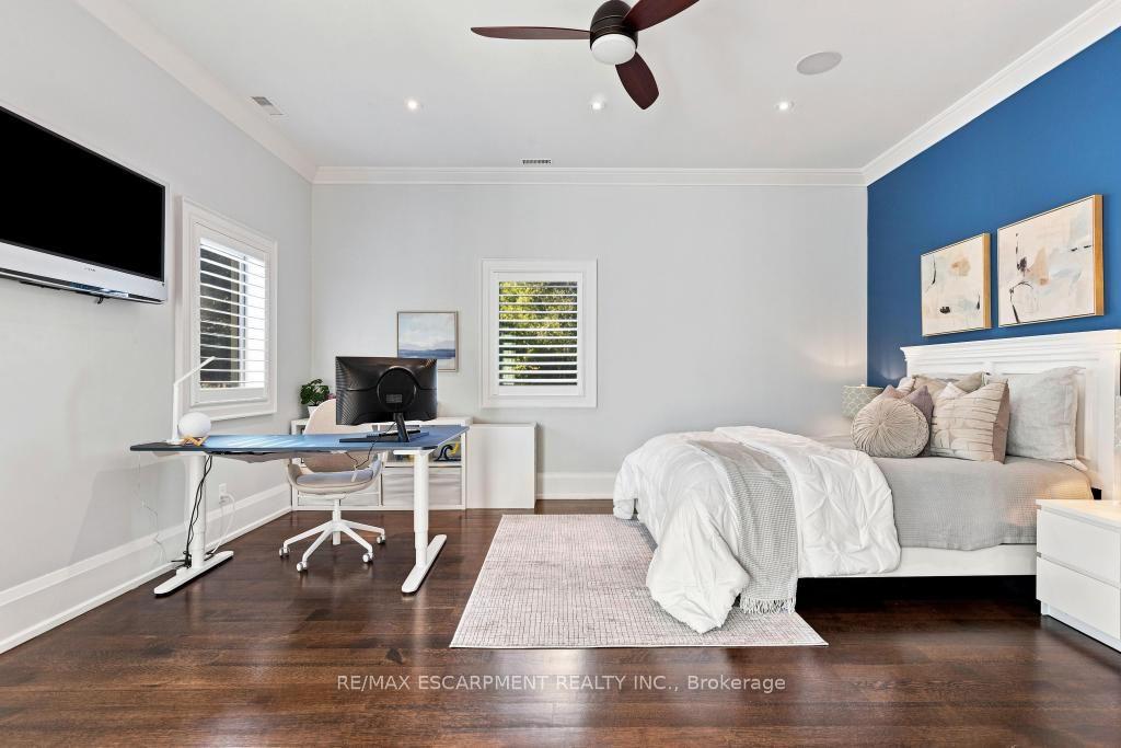 Photo 34 of 253 Rossmore Boulevard, Burlington, Roseland — HOMEH