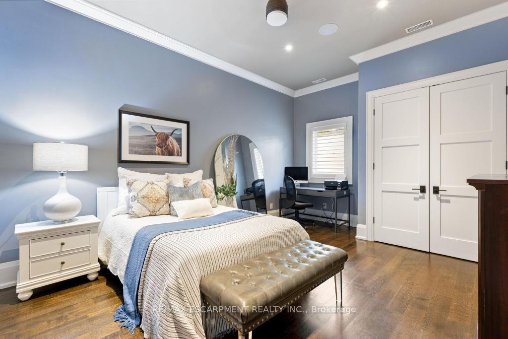 Photo 36 of 253 Rossmore Boulevard, Burlington, Roseland — HOMEH