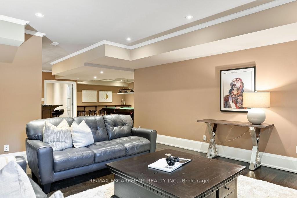 Photo 41 of 253 Rossmore Boulevard, Burlington, Roseland — HOMEH