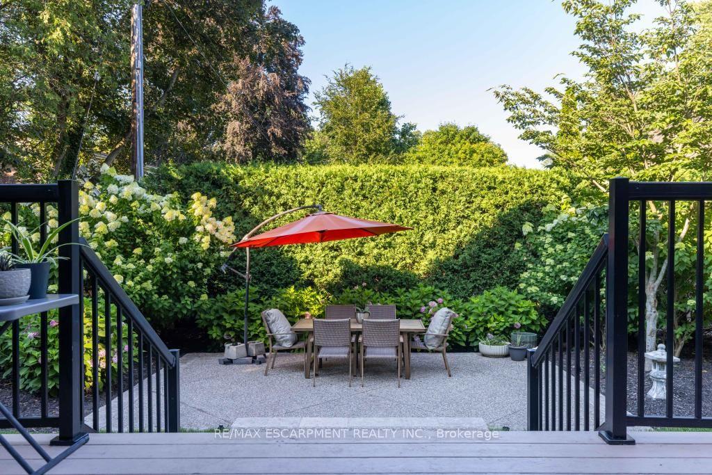 Photo 48 of 253 Rossmore Boulevard, Burlington, Roseland — HOMEH