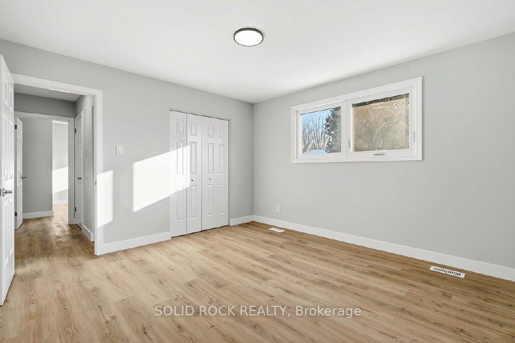 Photo 14 of 2158 Fillmore Crescent, Ottawa, Beacon Hill North — HOMEH