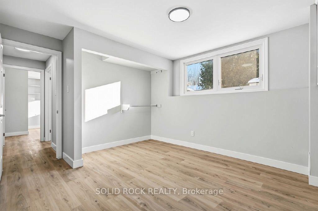 Photo 16 of 2158 Fillmore Crescent, Ottawa, Beacon Hill North — HOMEH