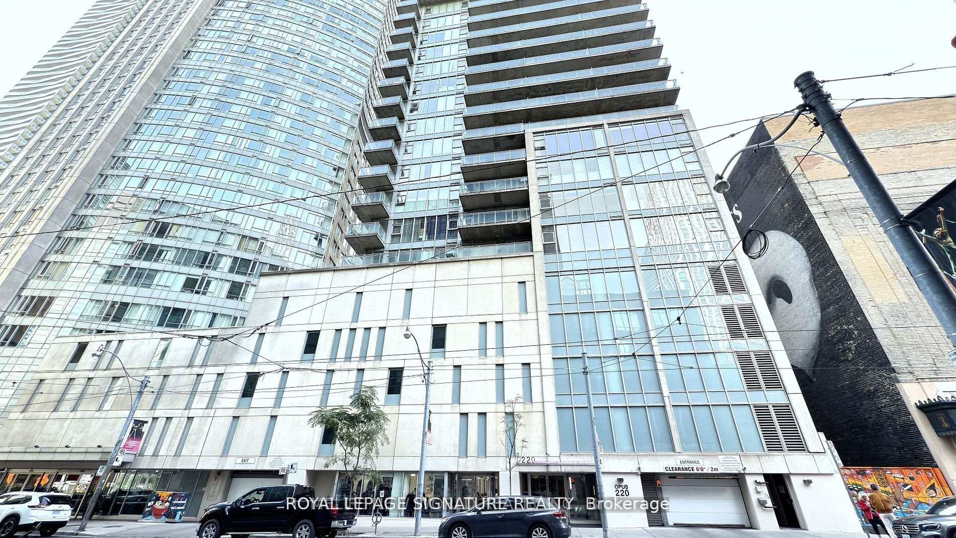 Front of Unit 1705, 220 Victoria Street