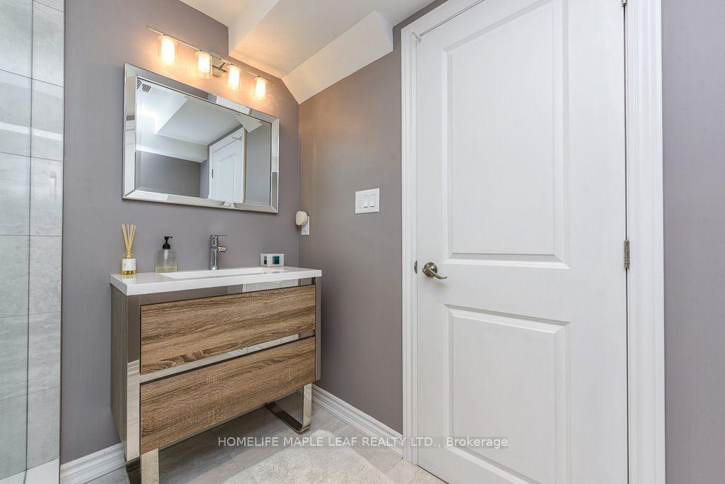 Photo 43 of 30 Primrose Crescent, Brampton, Heart Lake West — HOMEH