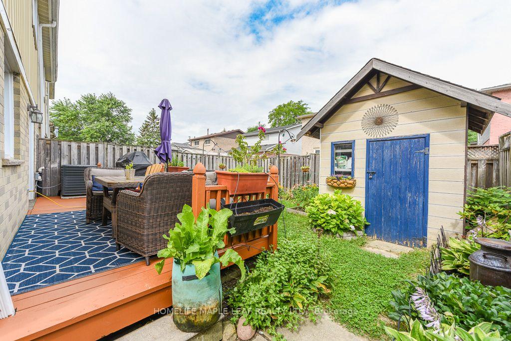 Photo 44 of 30 Primrose Crescent, Brampton, Heart Lake West — HOMEH