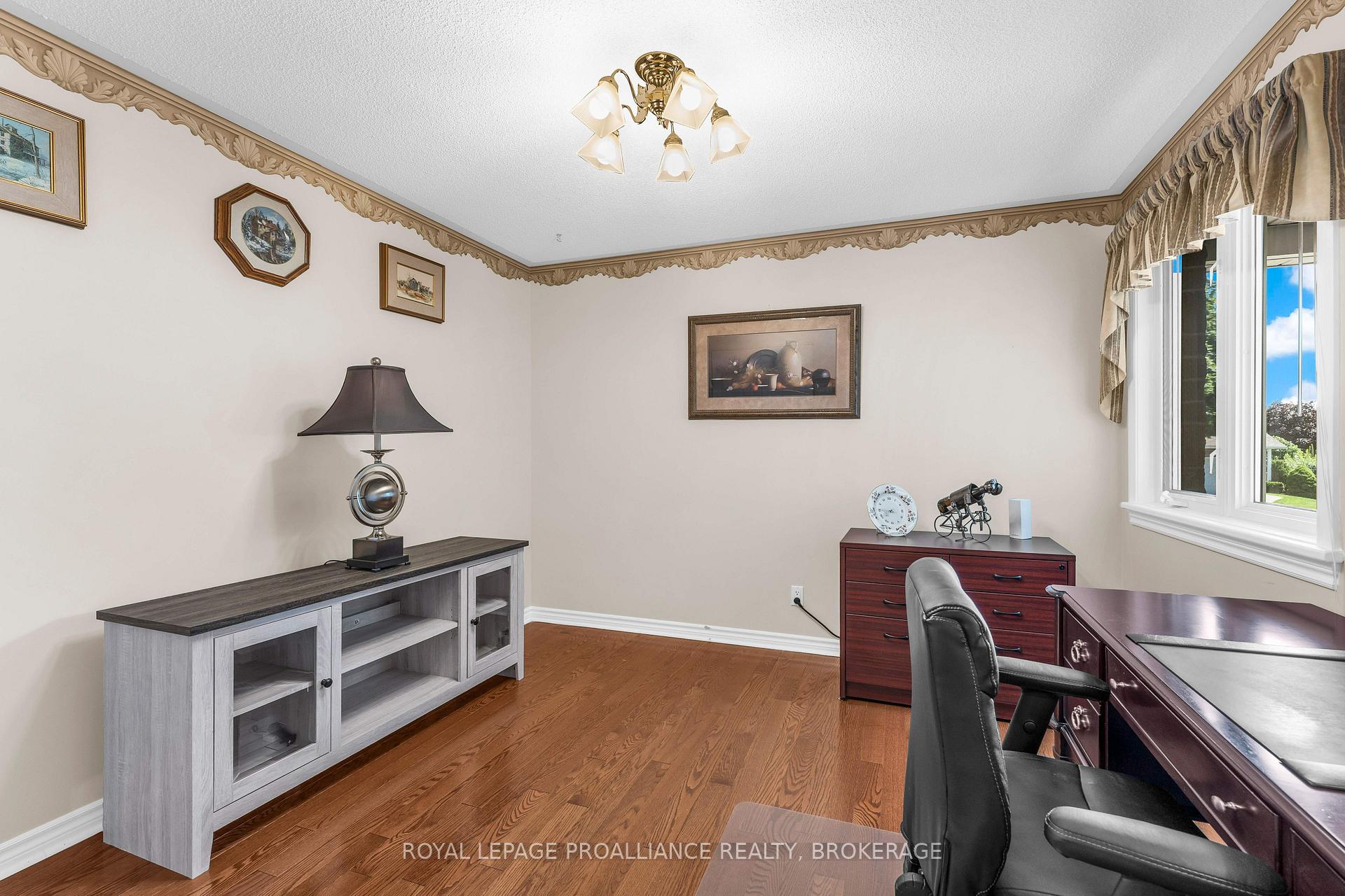 Photo 24 of 523 Trimble Gate, Kingston, City SouthWest — HOMEH