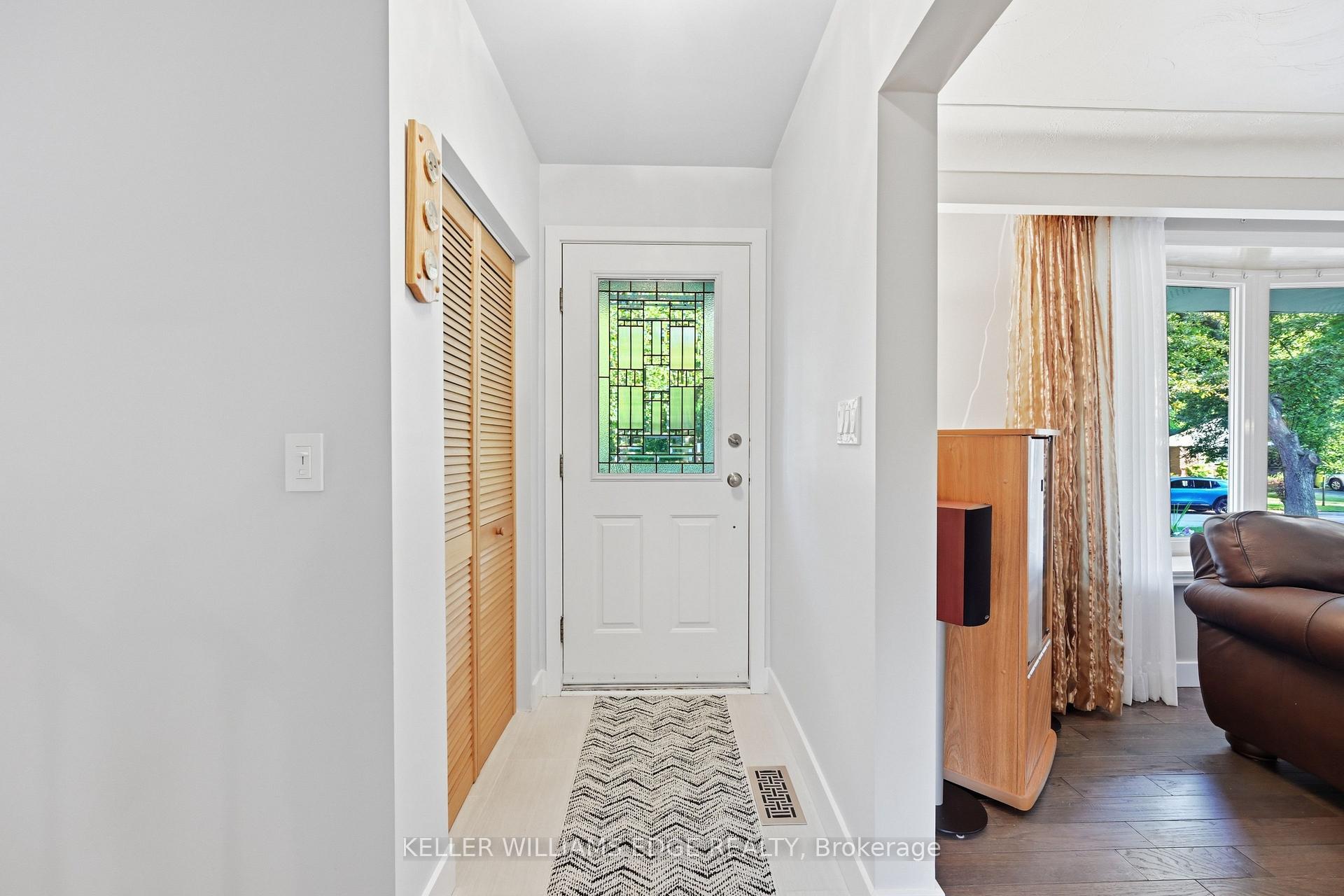 Photo 8 of 2407 St. Frances Drive, Burlington, Mountainside — HOMEH