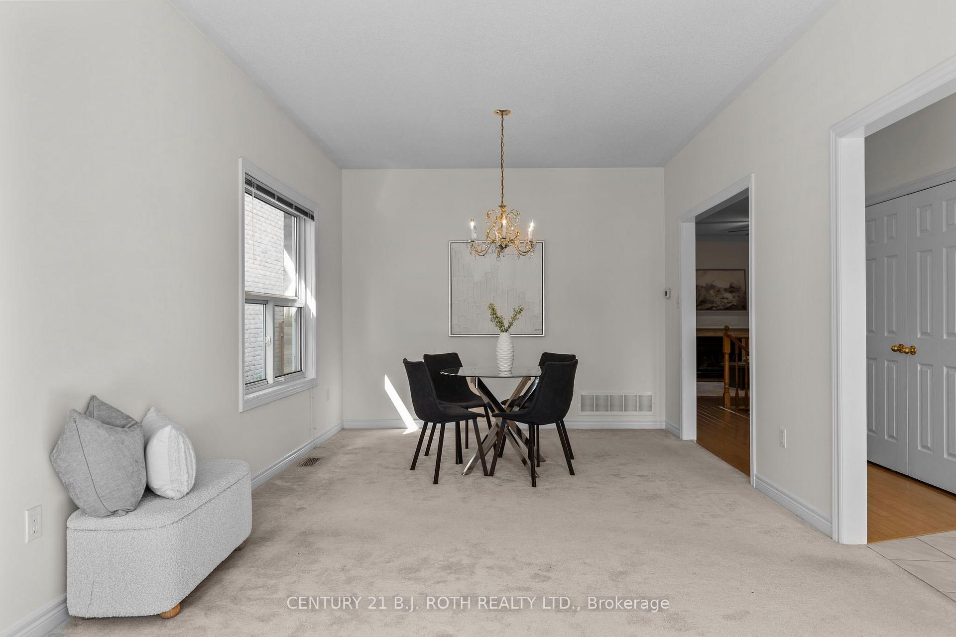 Photo 6 of 14 Prince George Crescent, Barrie, Innis-Shore — HOMEH