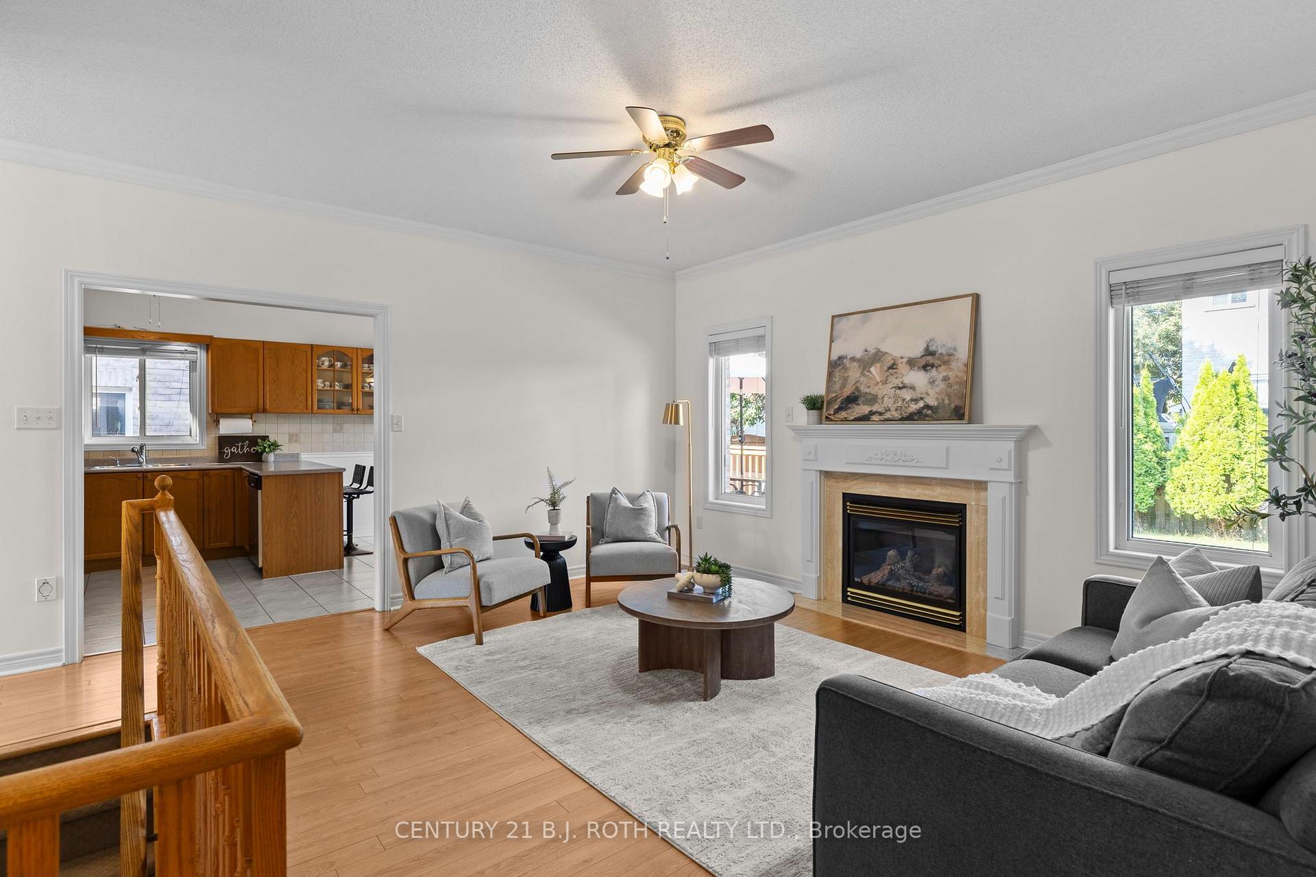 Photo 10 of 14 Prince George Crescent, Barrie, Innis-Shore — HOMEH