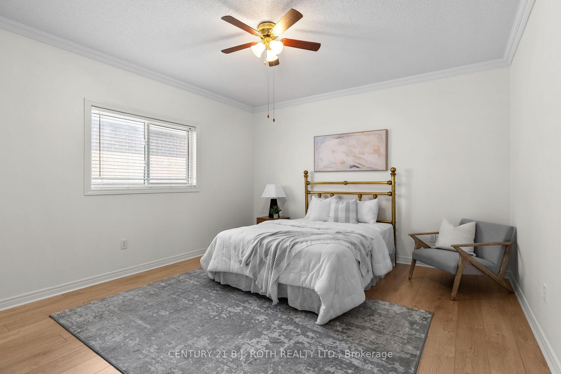 Photo 18 of 14 Prince George Crescent, Barrie, Innis-Shore — HOMEH