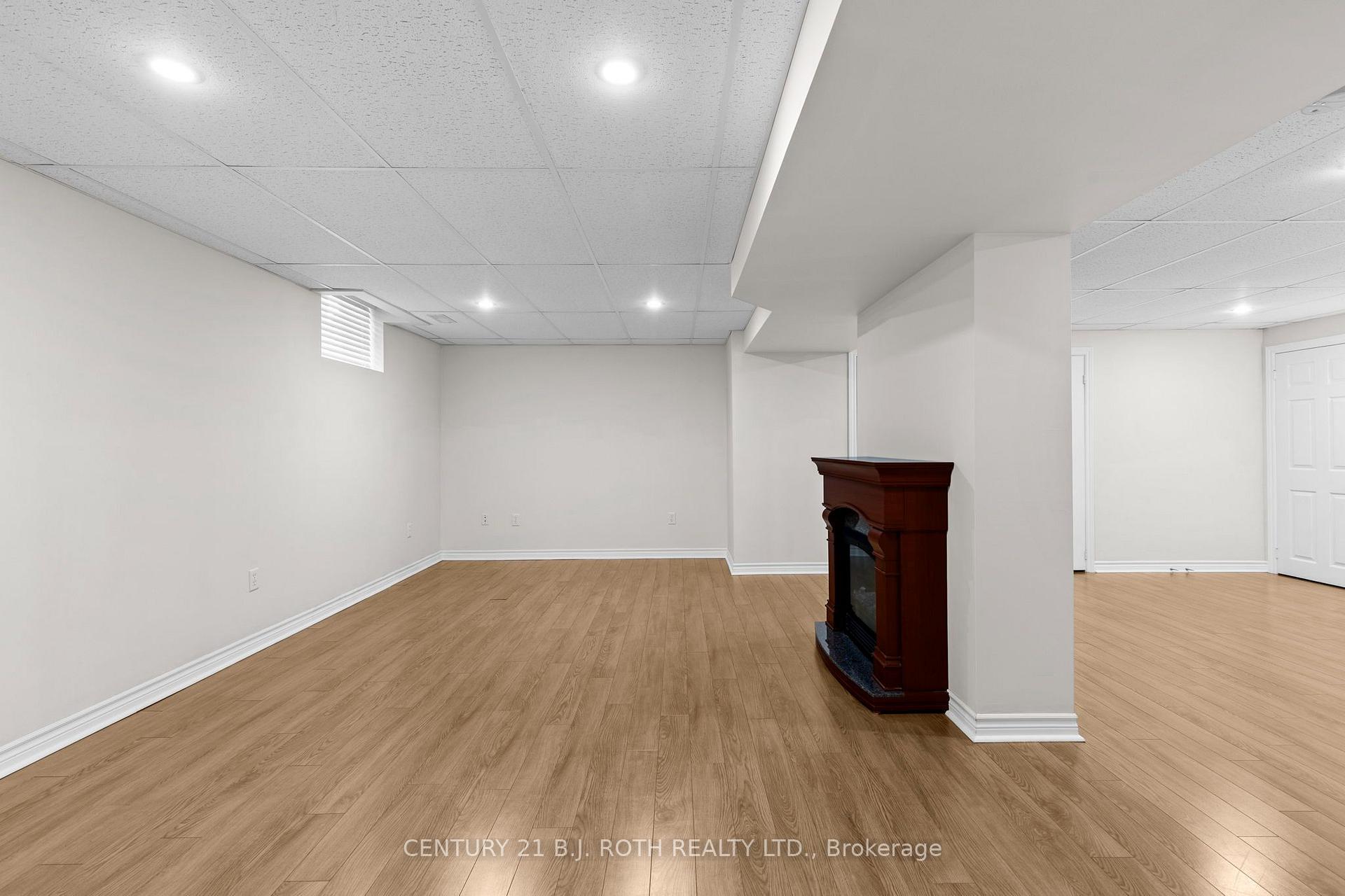 Photo 21 of 14 Prince George Crescent, Barrie, Innis-Shore — HOMEH