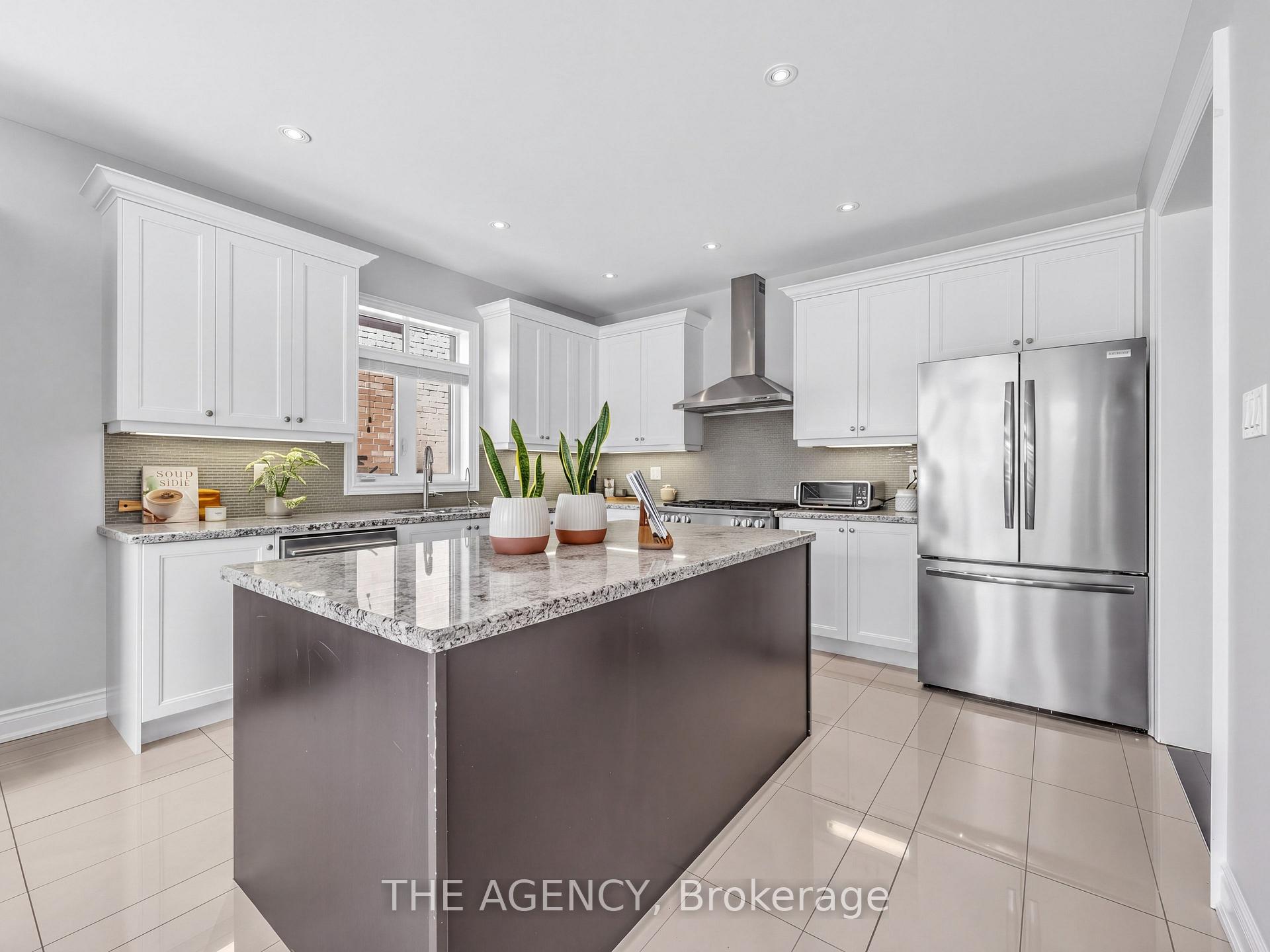 Photo 23 of 597 Oakwood Drive, Pickering, Rosebank — HOMEH