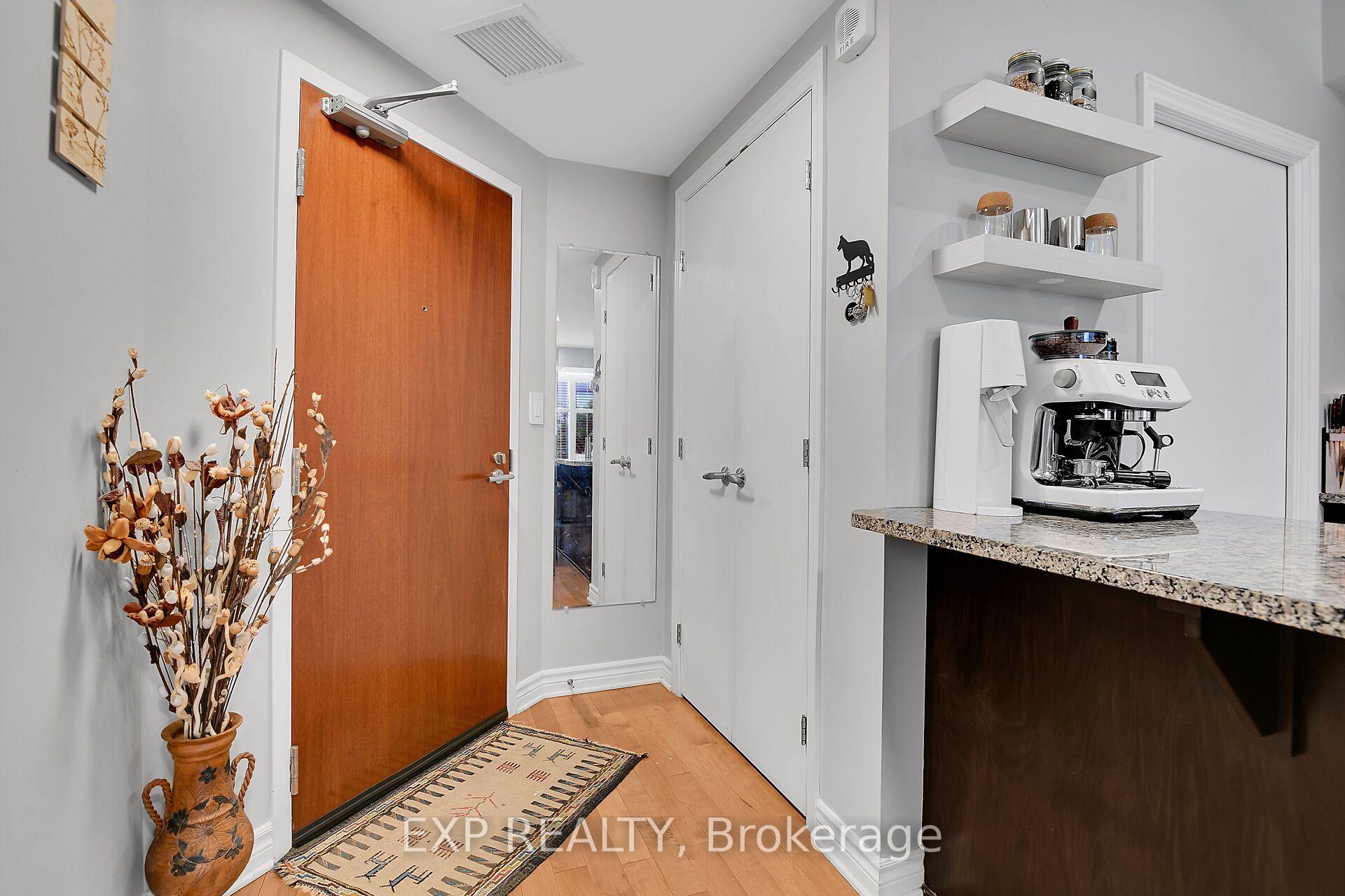Photo 15 of 575 Byron Avenue, Ottawa, McKellar/Highland — HOMEH