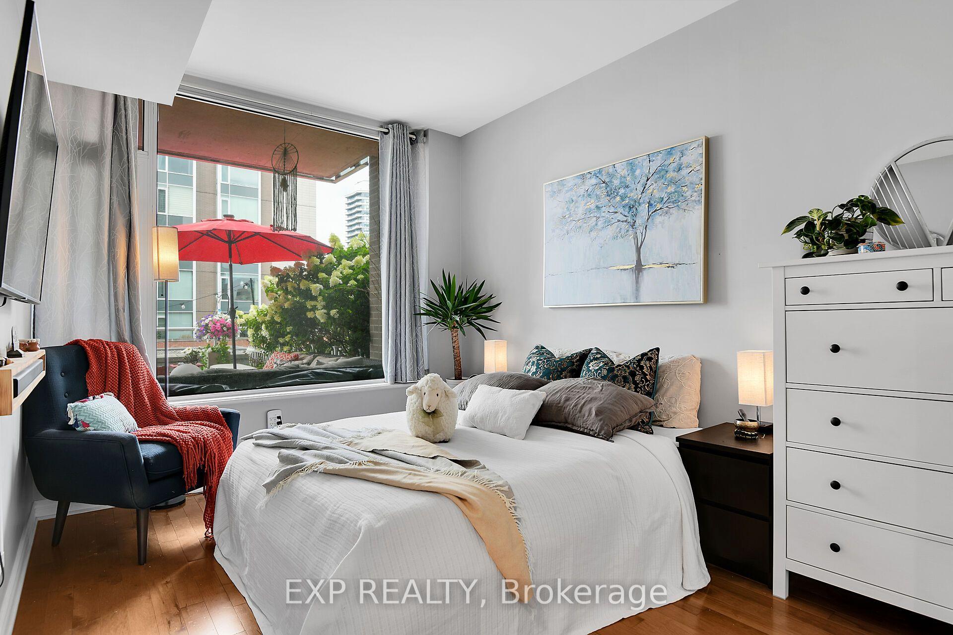 Photo 26 of 575 Byron Avenue, Ottawa, McKellar/Highland — HOMEH