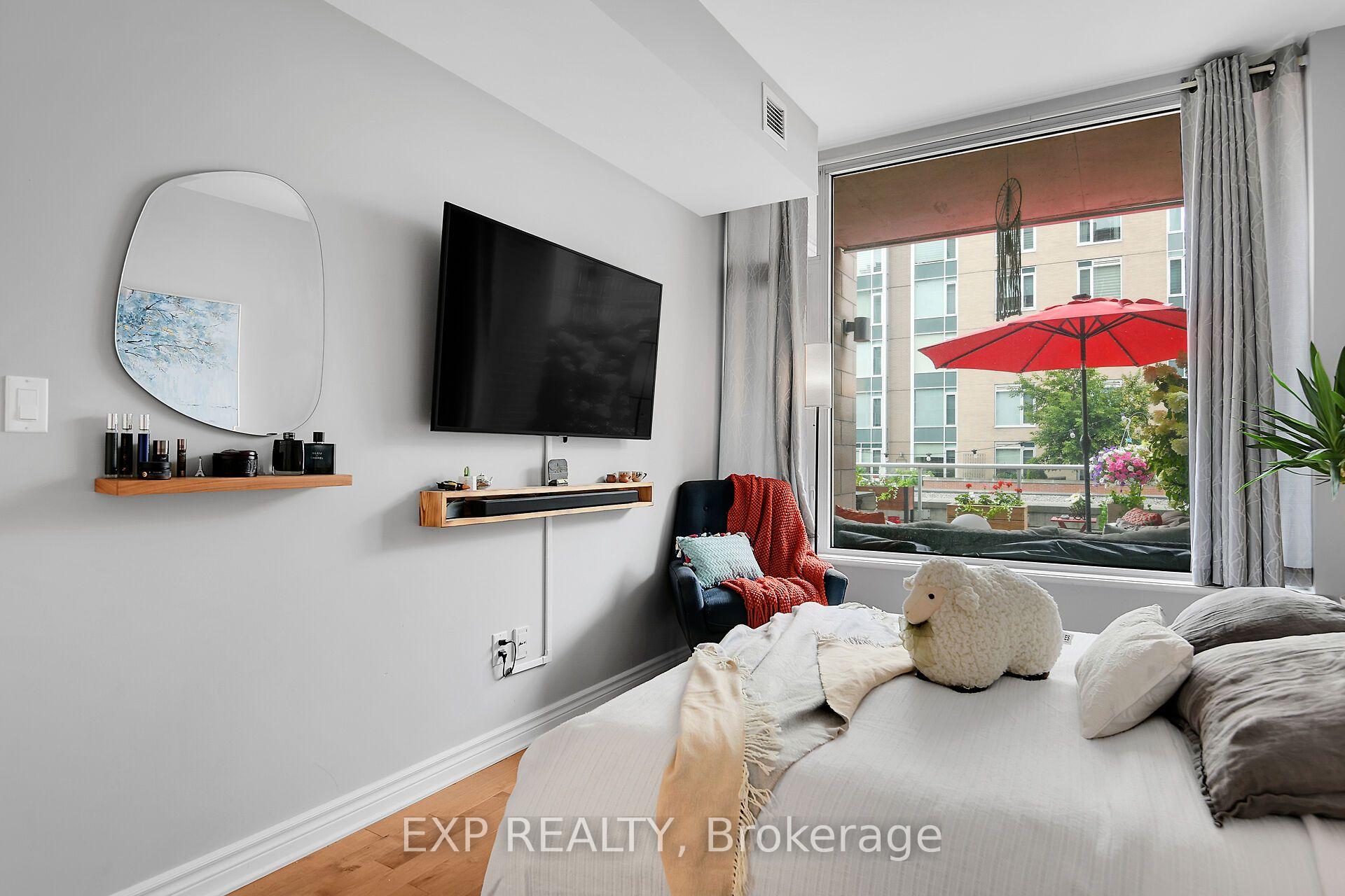 Photo 27 of 575 Byron Avenue, Ottawa, McKellar/Highland — HOMEH