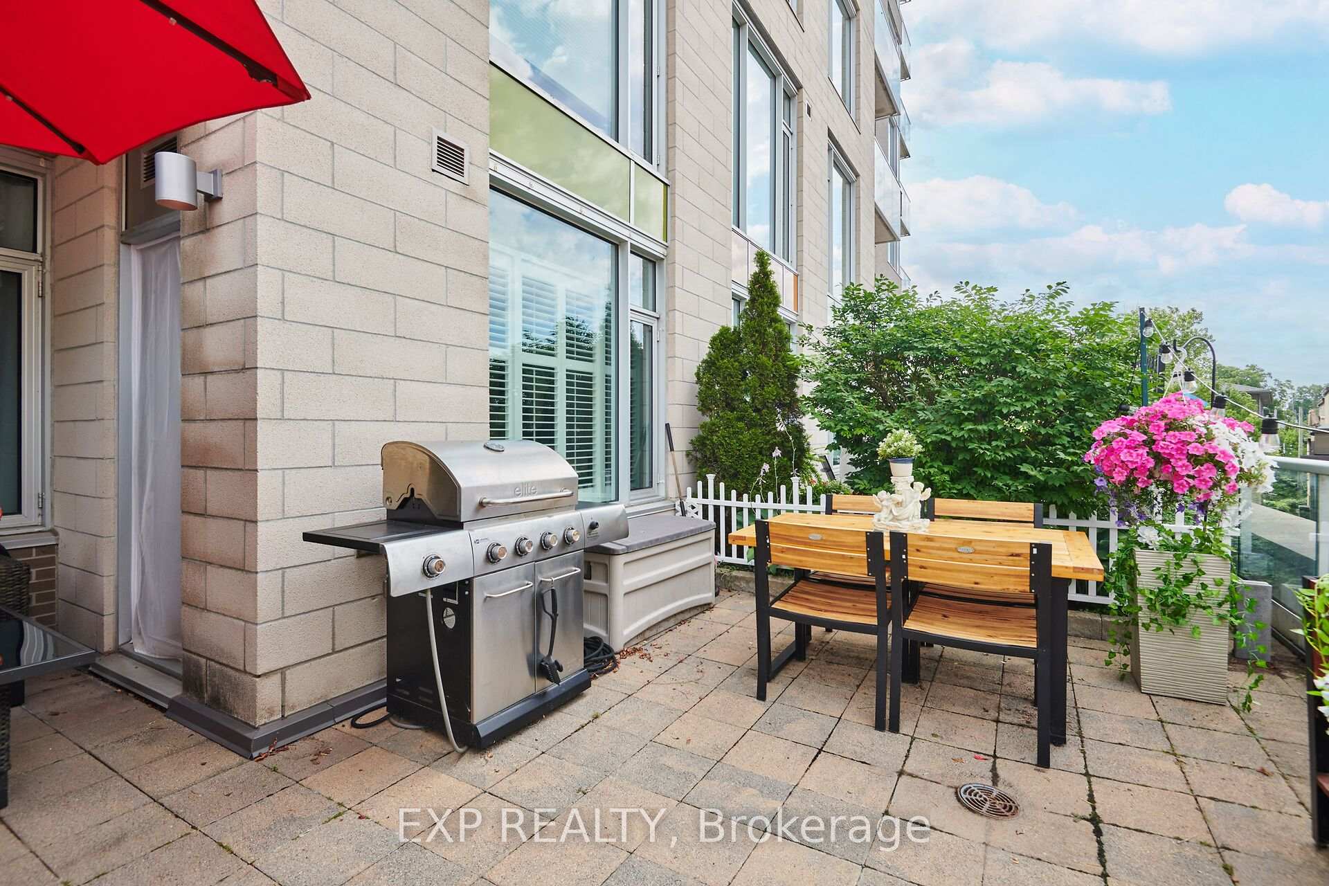 Photo 36 of 575 Byron Avenue, Ottawa, McKellar/Highland — HOMEH