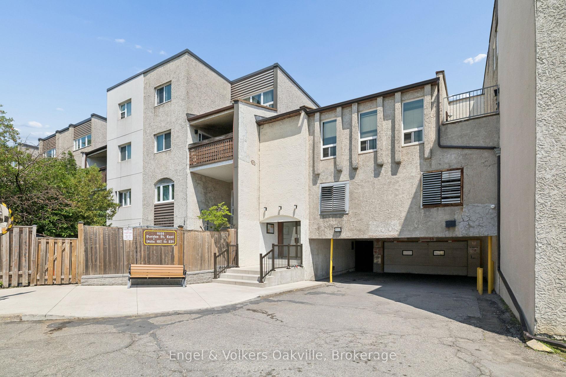 Photo 1 of Unit 184, 1055 Dundas Street E, Mississauga, Applewood — HOMEH