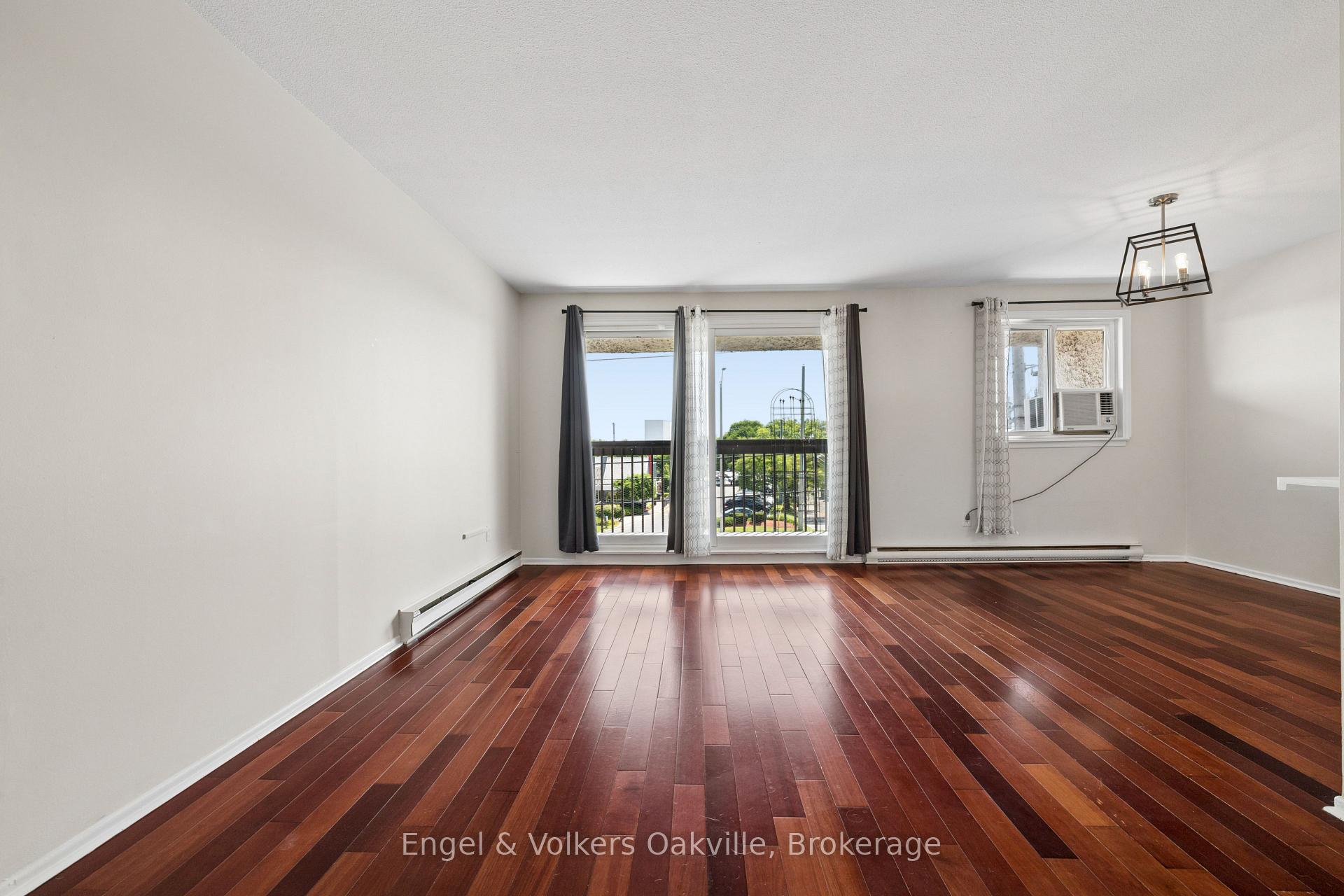 Photo 7 of Unit 184, 1055 Dundas Street E, Mississauga, Applewood — HOMEH