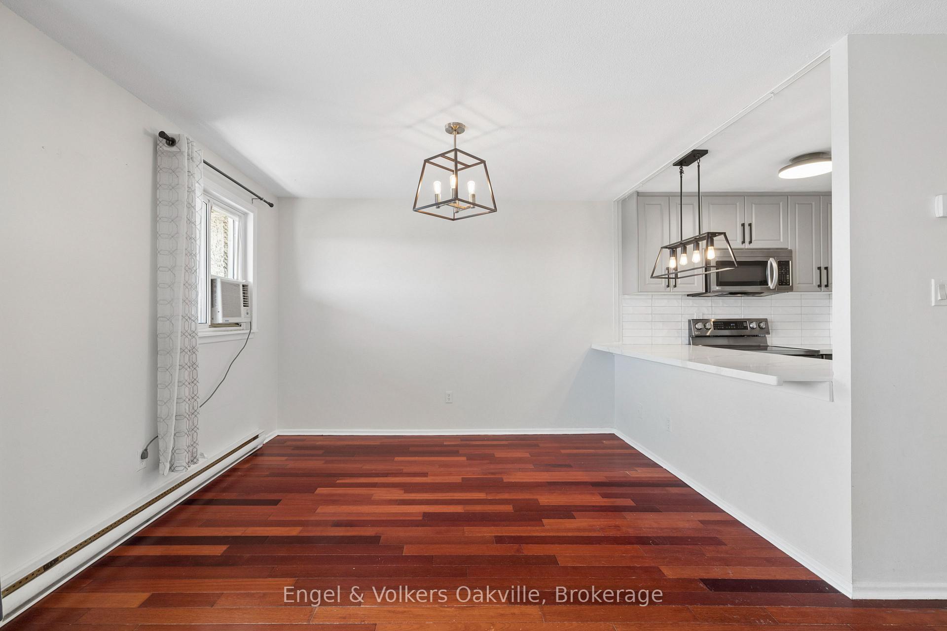 Photo 8 of Unit 184, 1055 Dundas Street E, Mississauga, Applewood — HOMEH