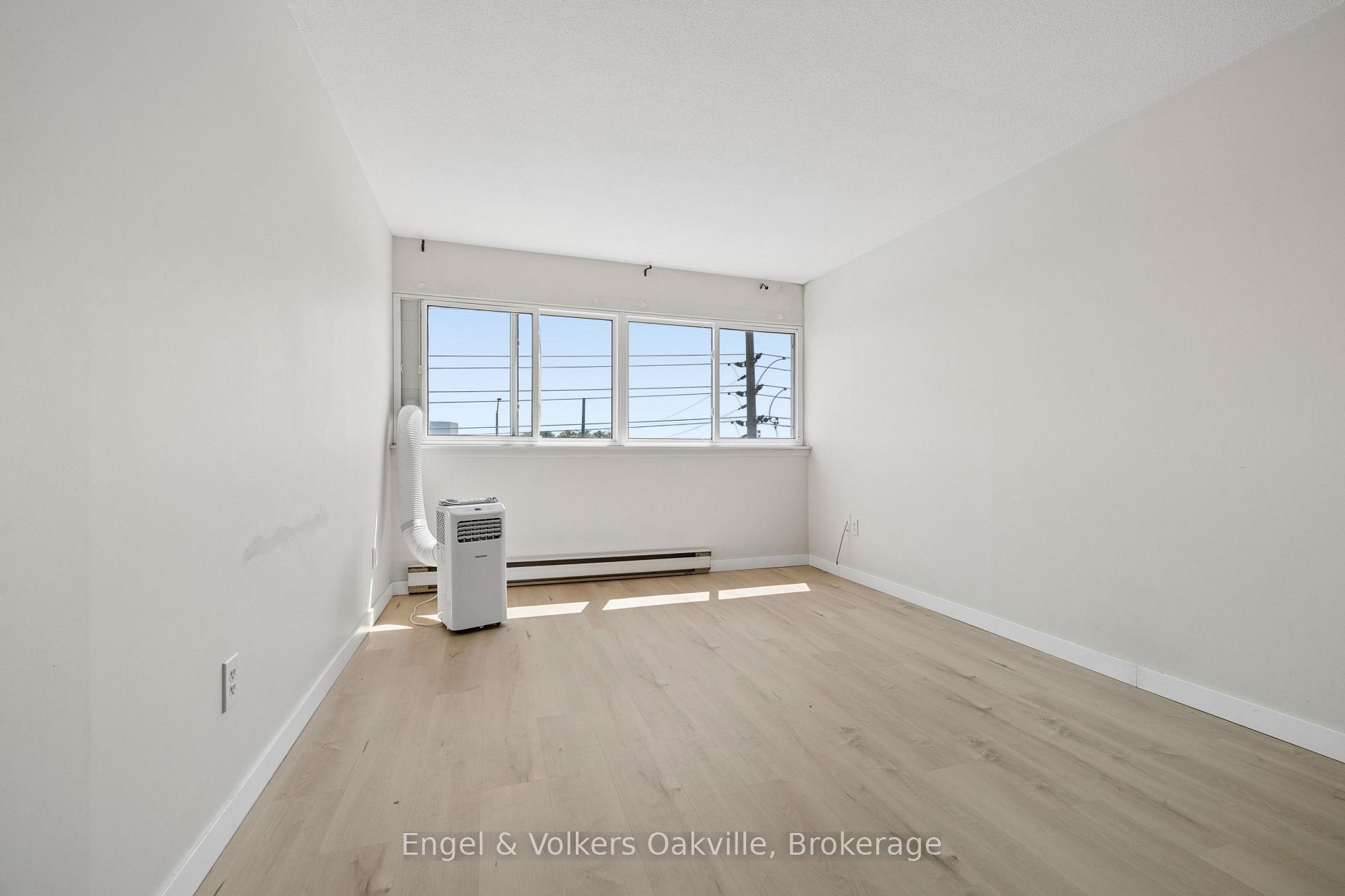 Photo 18 of Unit 184, 1055 Dundas Street E, Mississauga, Applewood — HOMEH