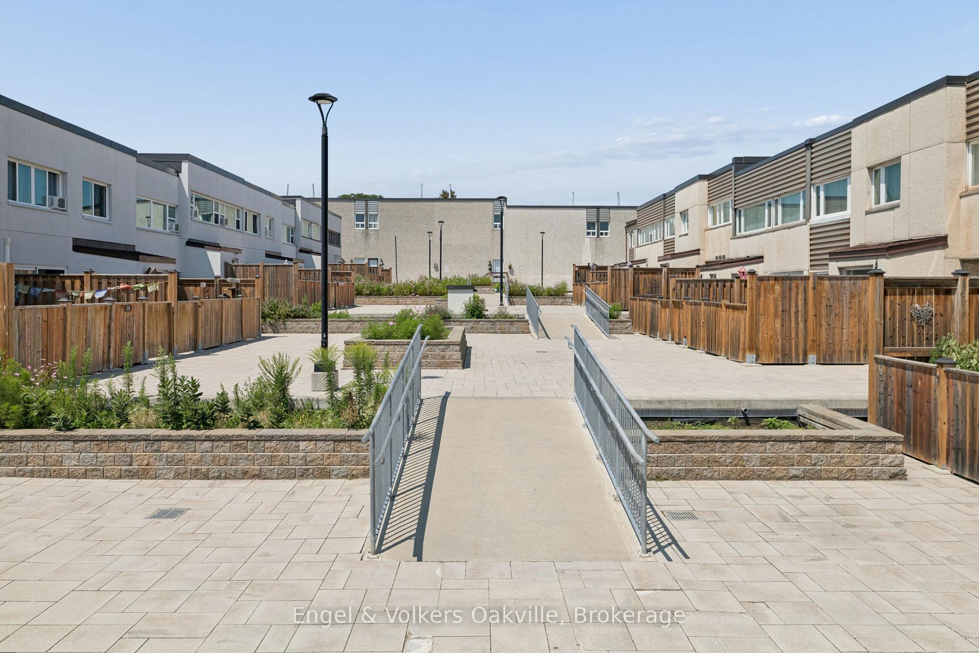 Photo 29 of Unit 184, 1055 Dundas Street E, Mississauga, Applewood — HOMEH