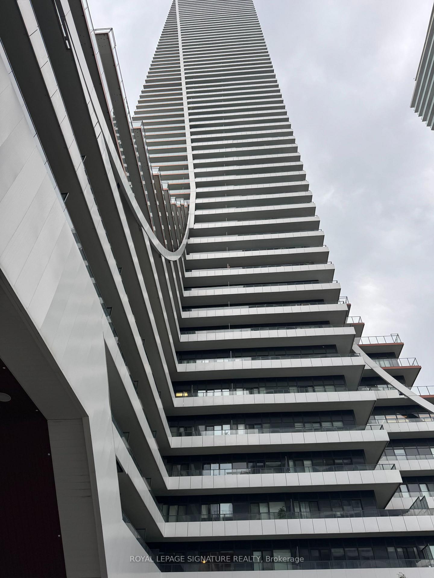 Front of Unit 3402, 20 Shore Breeze Drive