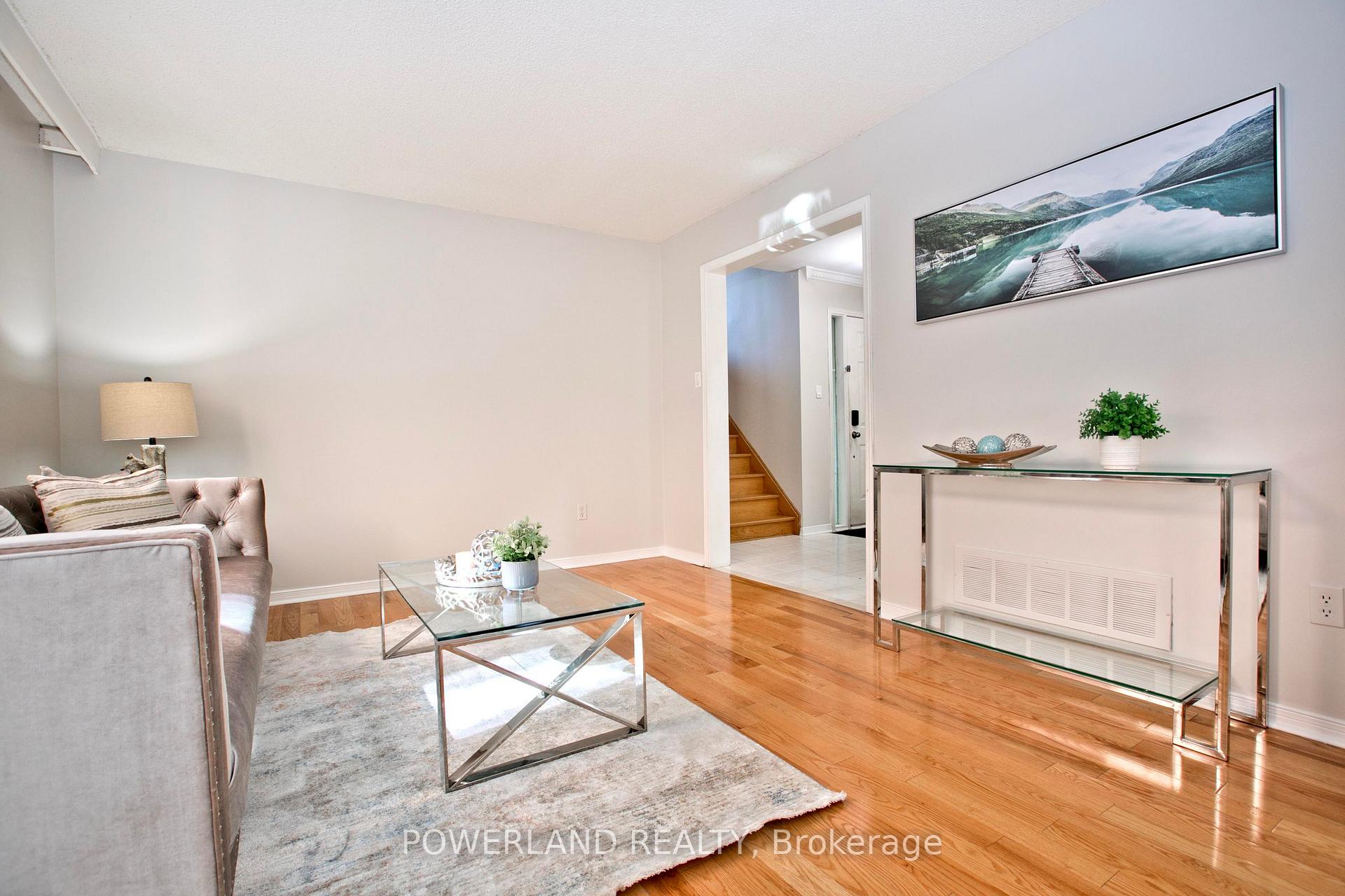 Photo 8 of 2441 Strathmore Crescent, Mississauga, Central Erin Mills — HOMEH
