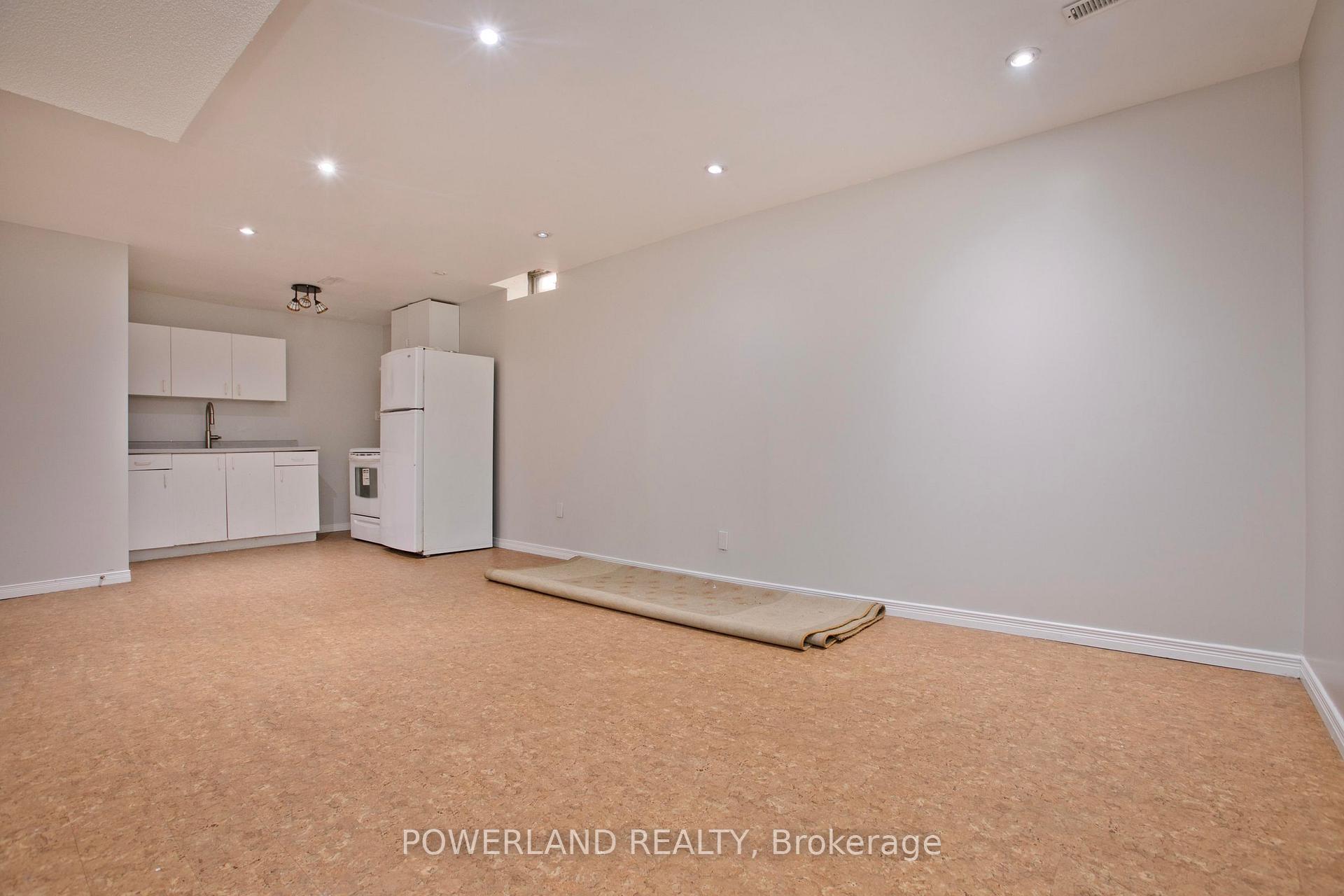 Photo 31 of 2441 Strathmore Crescent, Mississauga, Central Erin Mills — HOMEH