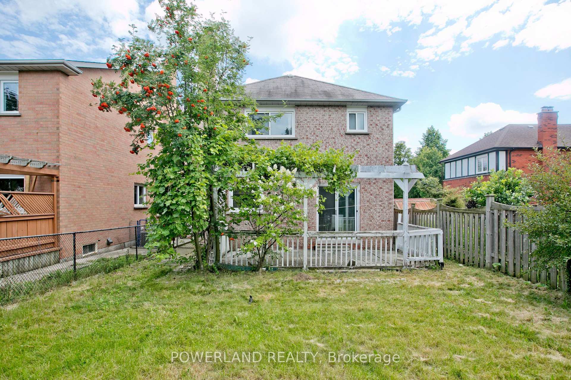 Photo 35 of 2441 Strathmore Crescent, Mississauga, Central Erin Mills — HOMEH