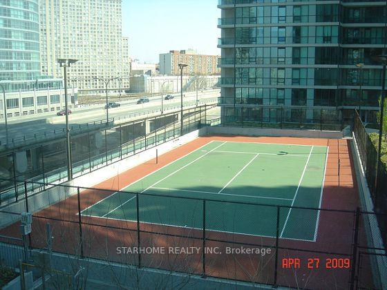 Photo 4 of Unit 706, 18 Harbour Street, Toronto, Waterfront Communities — HOMEH