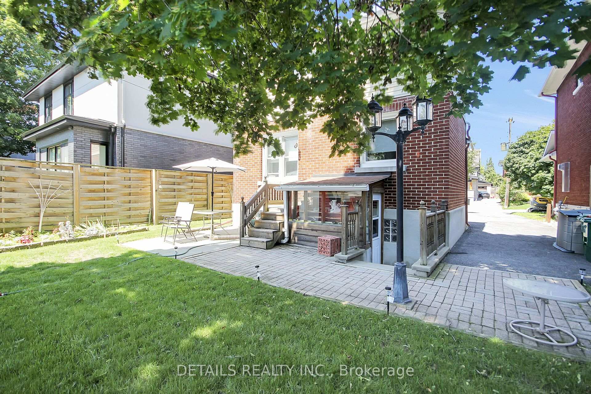 Photo 12 of 88 Helena Street, Ottawa, Ottawa West — HOMEH