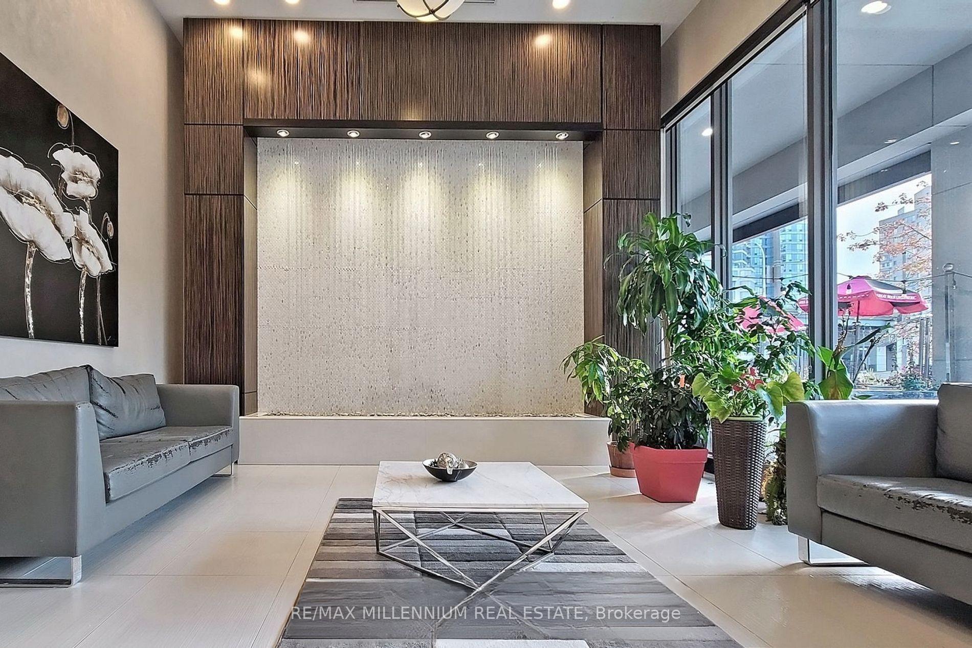 Photo 3 of Unit 1508, 25 Lower Simcoe Street, Toronto, Waterfront Communities — HOMEH