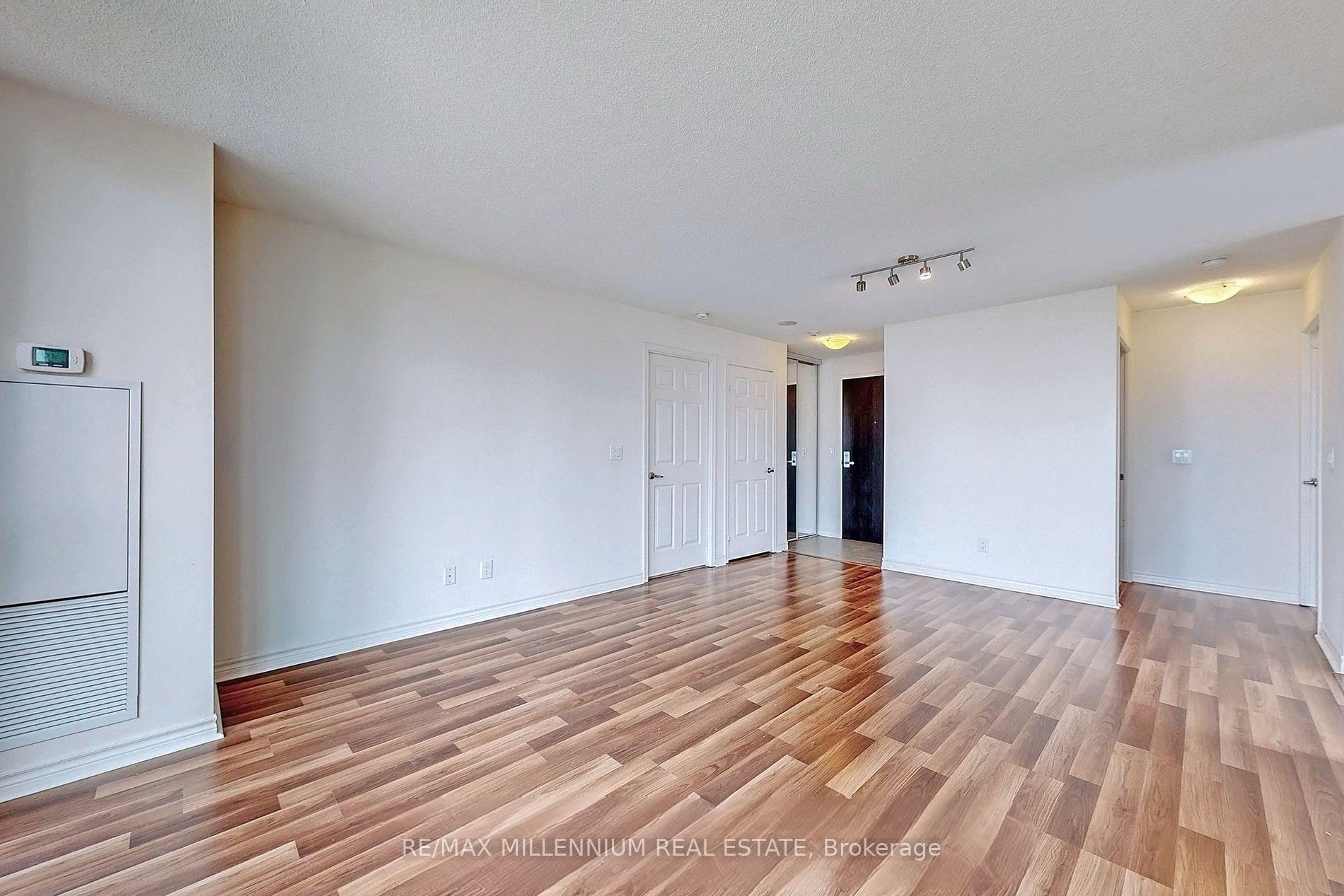 Photo 6 of Unit 1508, 25 Lower Simcoe Street, Toronto, Waterfront Communities — HOMEH