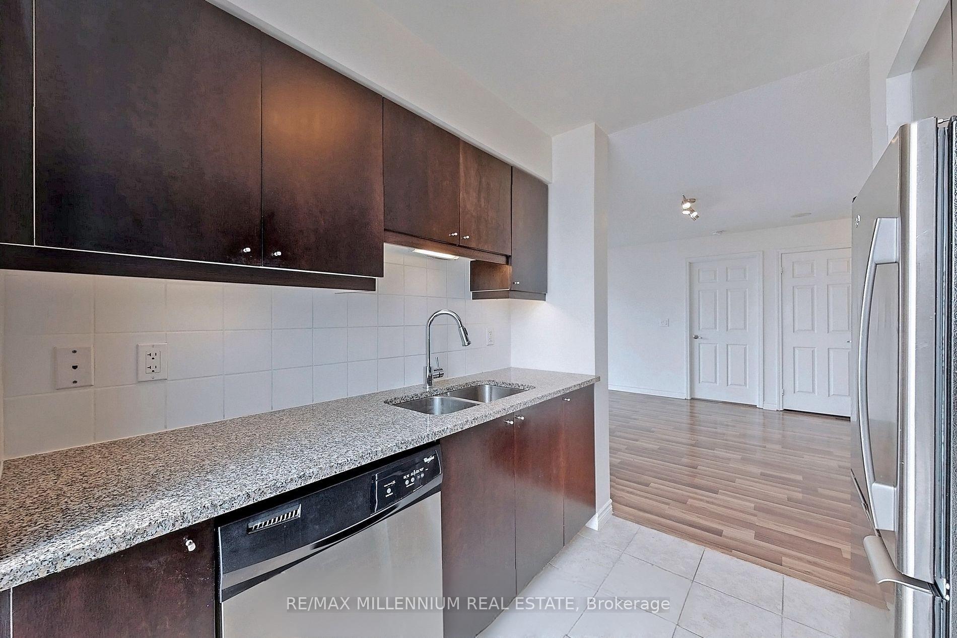 Photo 13 of Unit 1508, 25 Lower Simcoe Street, Toronto, Waterfront Communities — HOMEH